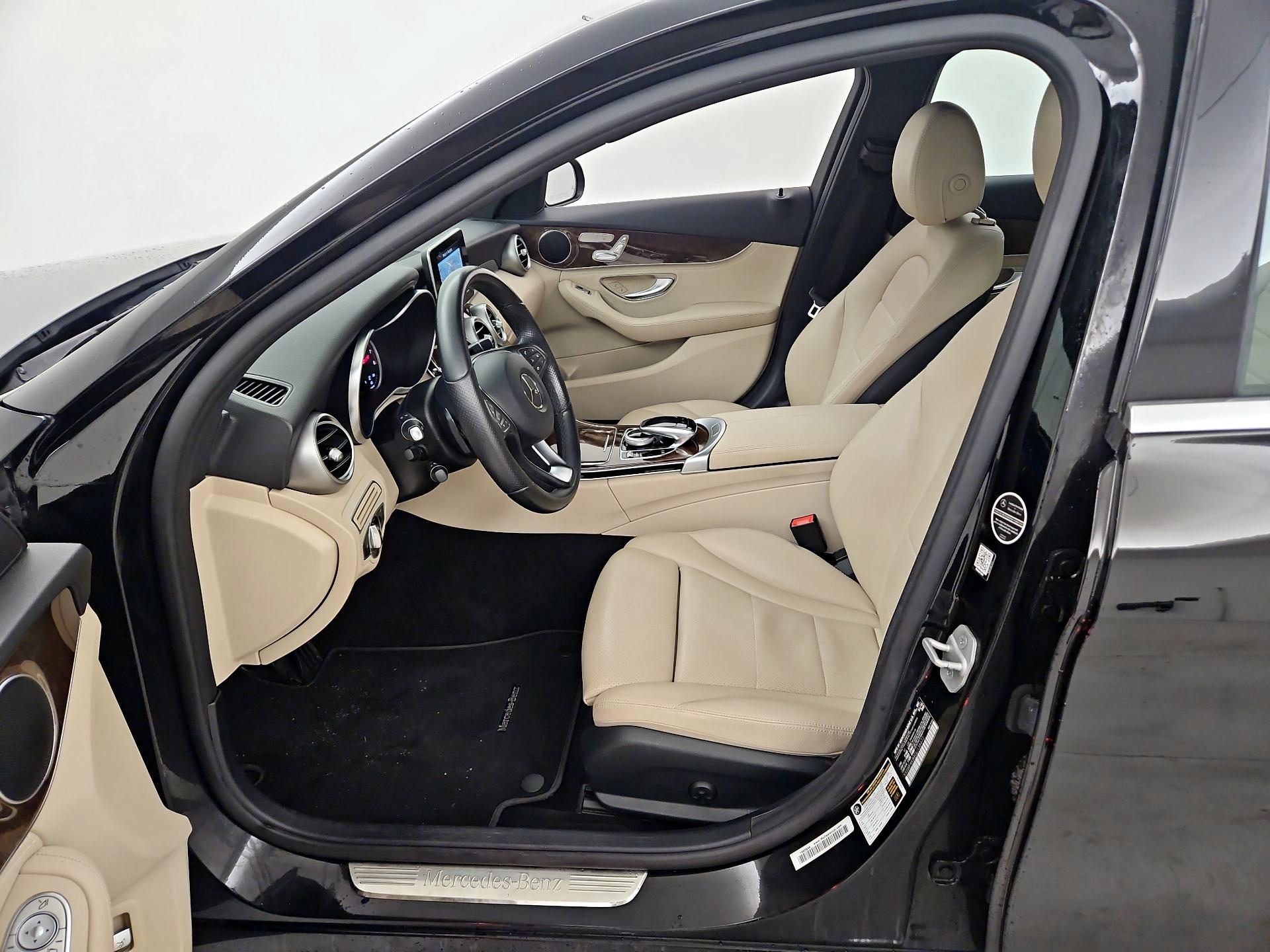 Thumbnail: 2016 Mercedes-Benz C-Class - 11