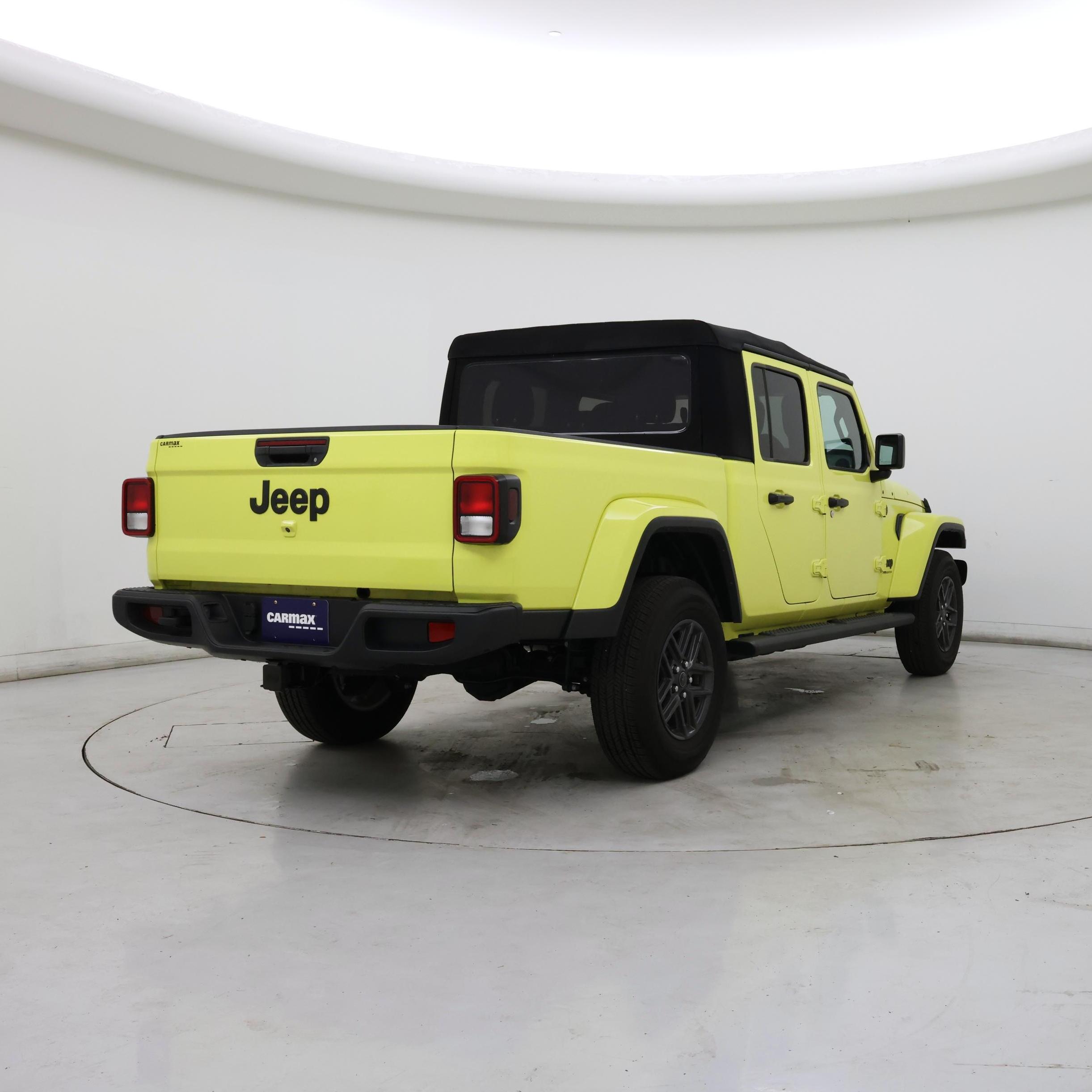 Thumbnail: 2024 Jeep Gladiator - 8