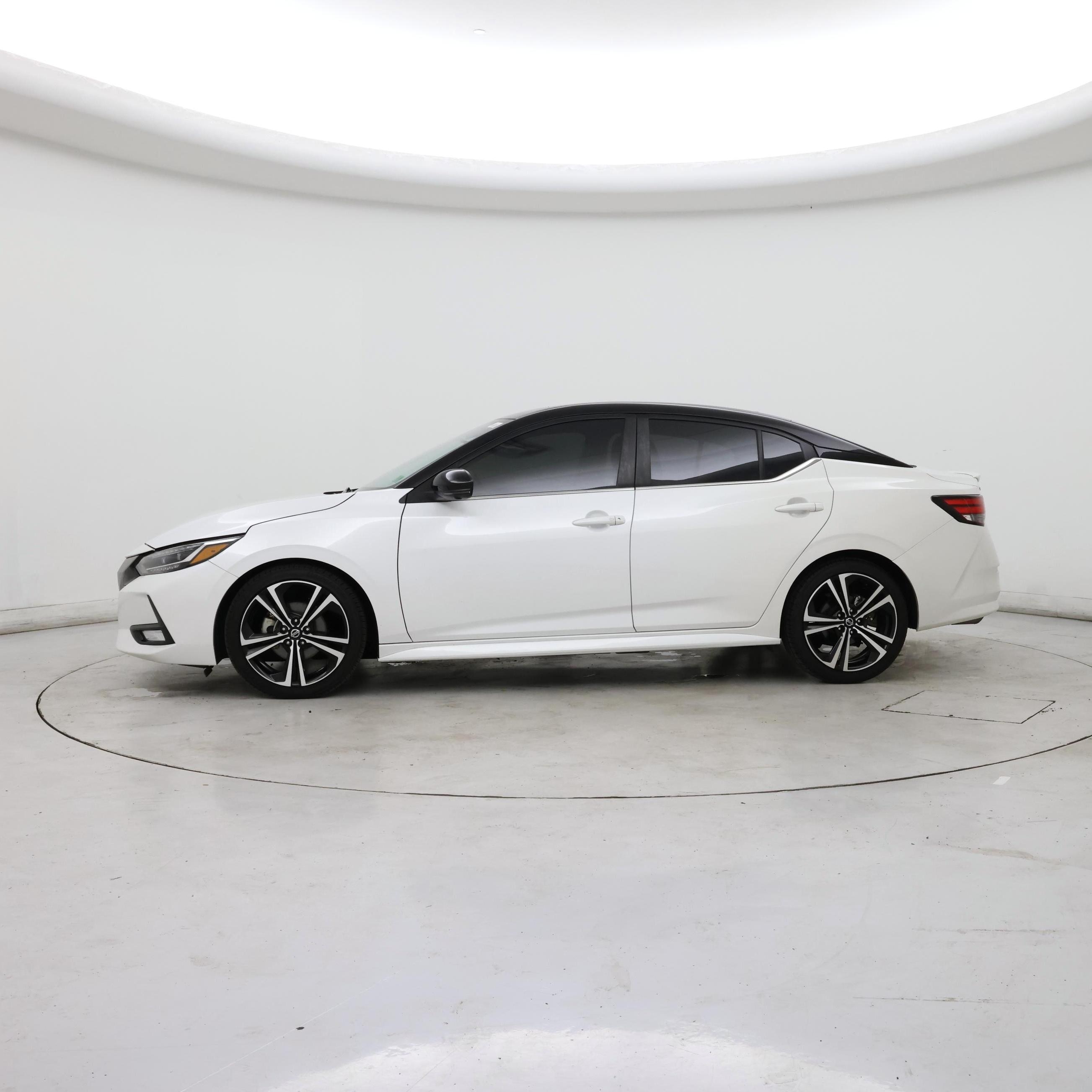 Thumbnail: 2022 Nissan Sentra - 3