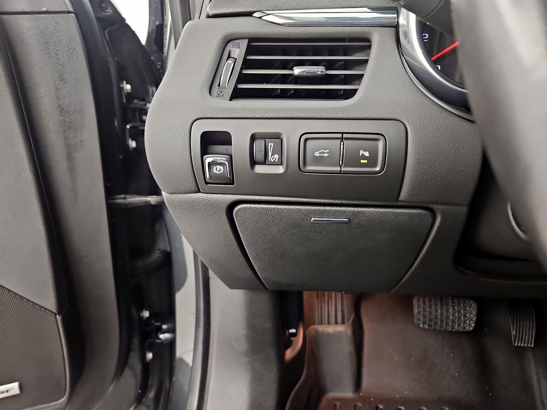 Thumbnail: 2019 Chevrolet Impala - 13