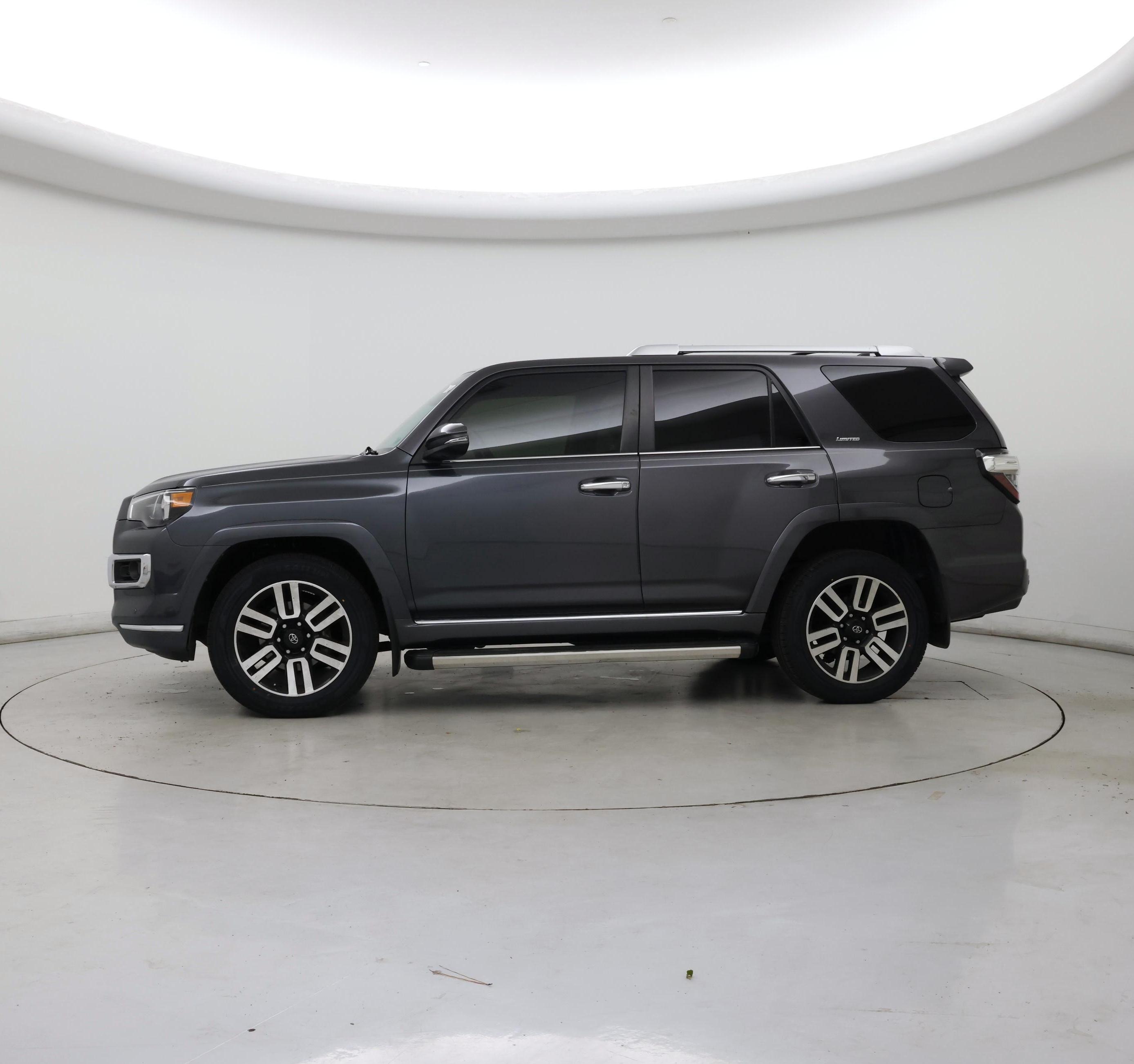 Thumbnail: 2021 Toyota 4Runner - 3