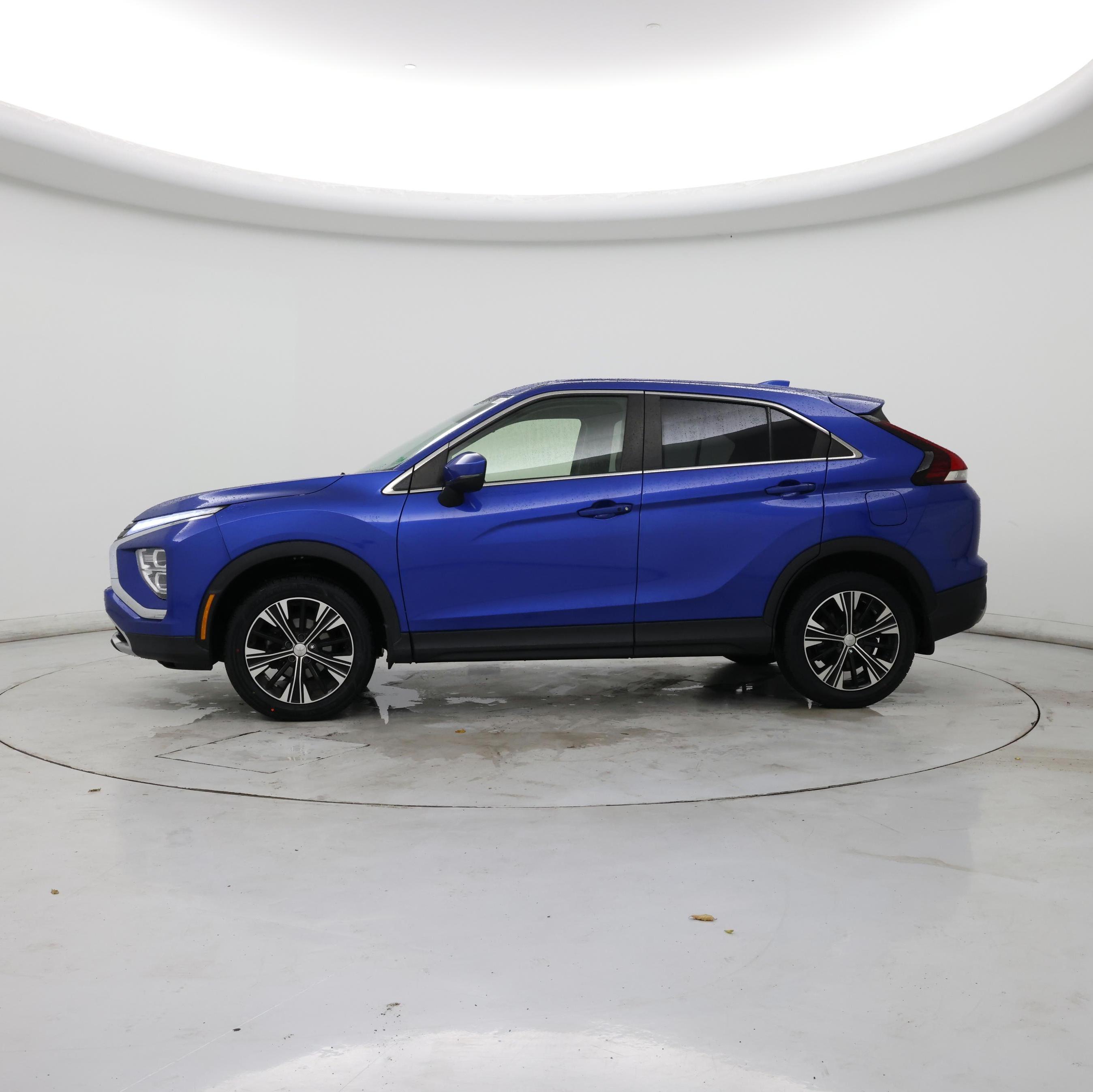 Thumbnail: 2022 Mitsubishi Eclipse Cross - 3