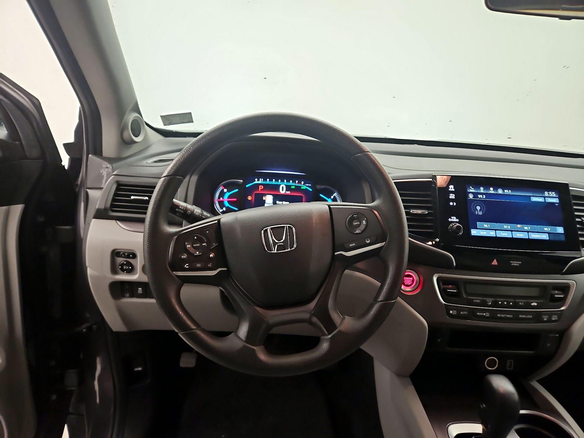 Thumbnail: 2019 Honda Pilot - 10