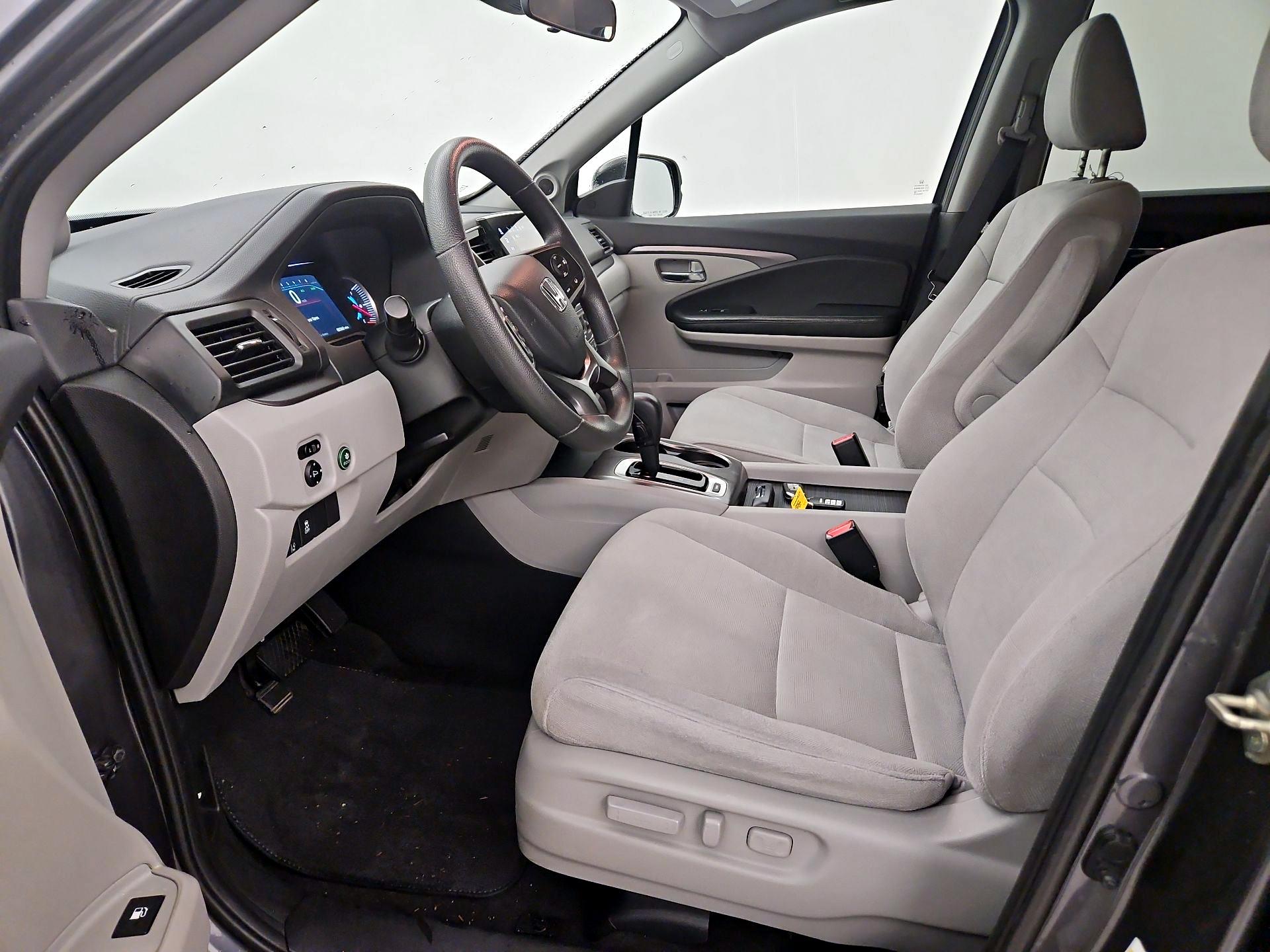 Thumbnail: 2019 Honda Pilot - 11