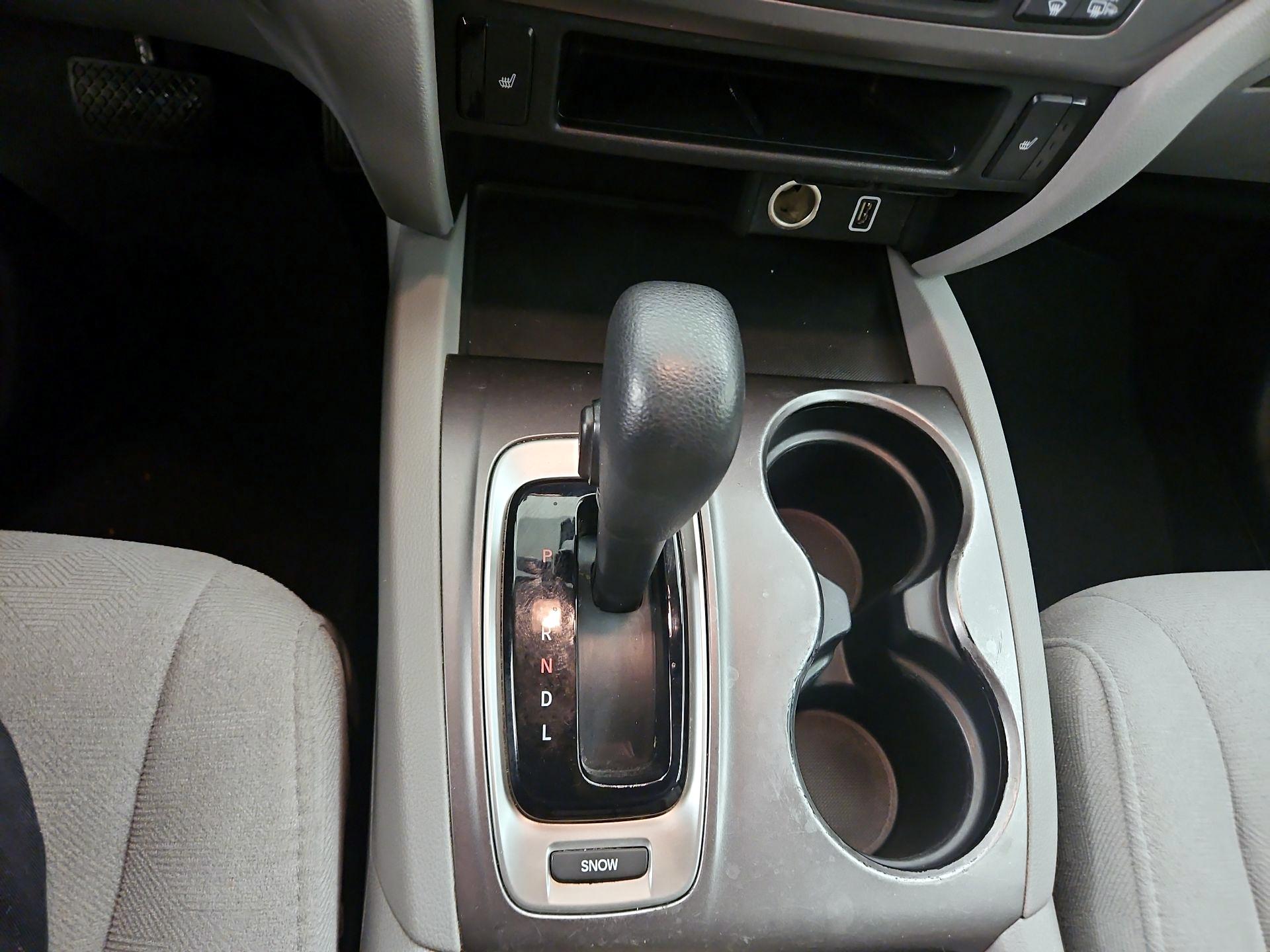 Thumbnail: 2019 Honda Pilot - 17