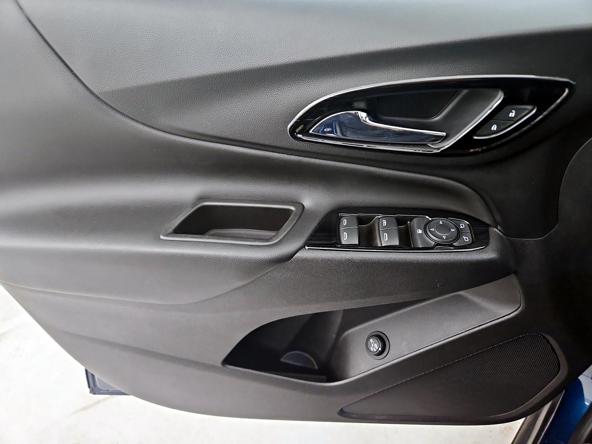 Thumbnail: 2021 Chevrolet Equinox - 12