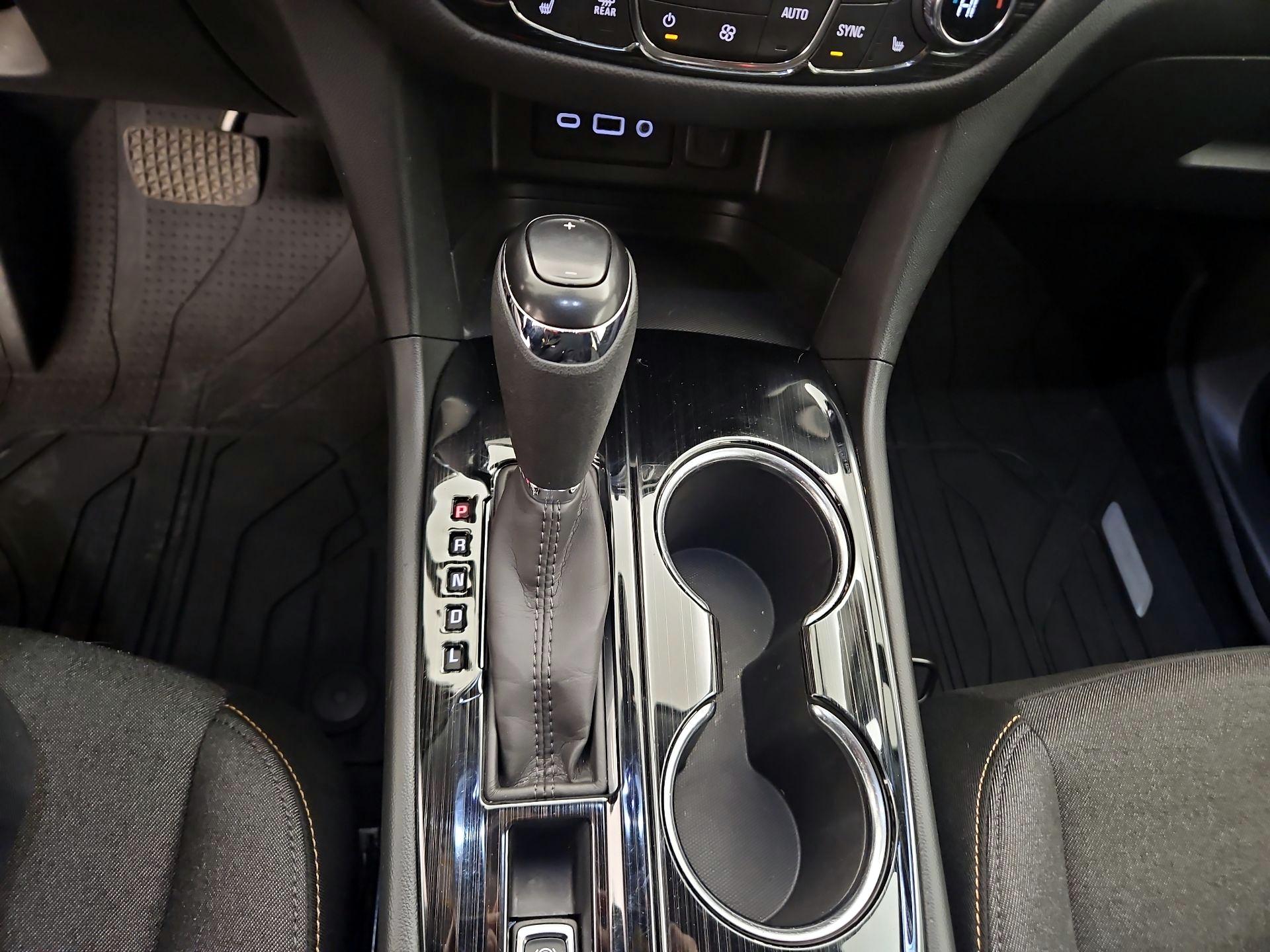 Thumbnail: 2021 Chevrolet Equinox - 17