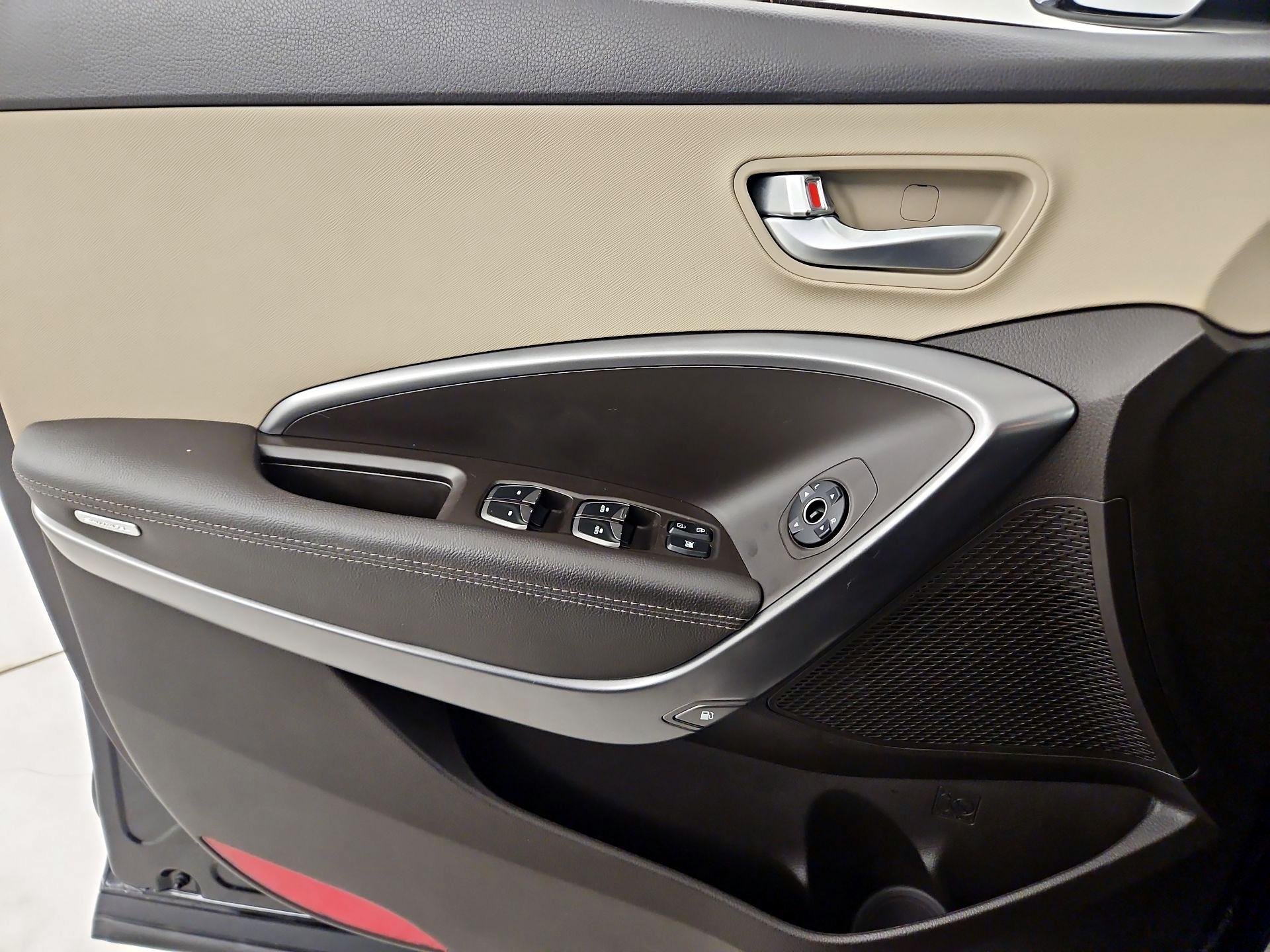 Thumbnail: 2018 Hyundai Santa Fe - 12