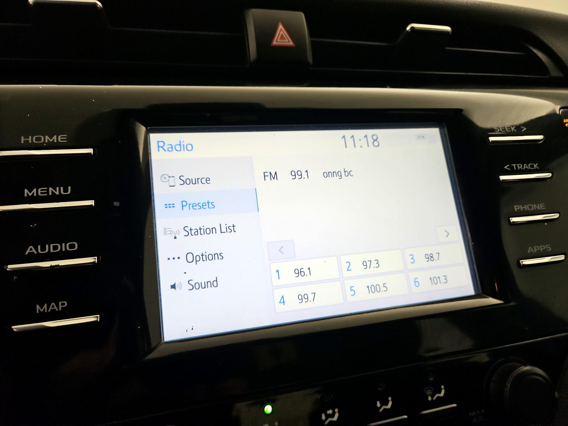 Thumbnail: 2019 Toyota Camry - 15