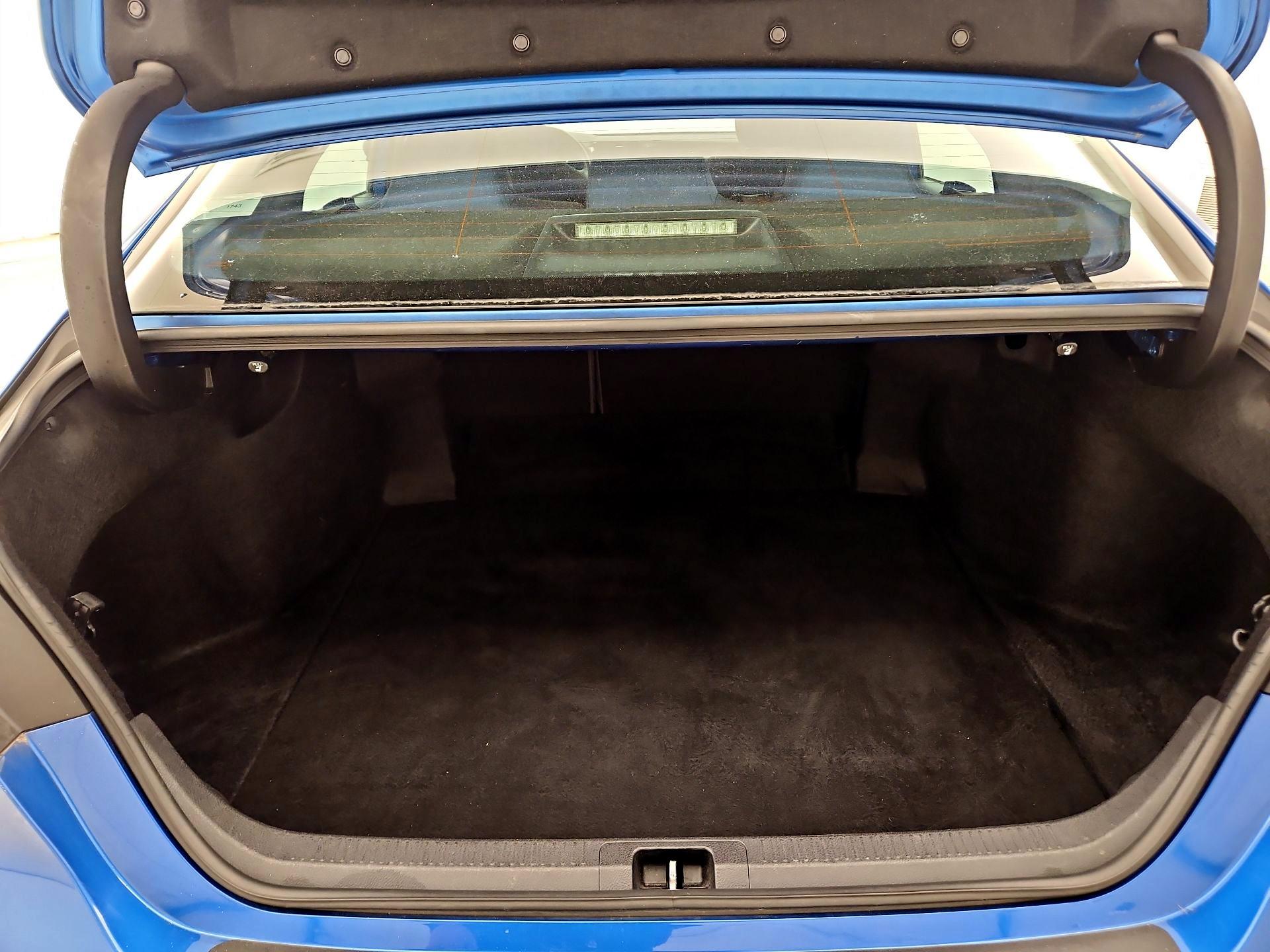 Thumbnail: 2019 Toyota Camry - 20