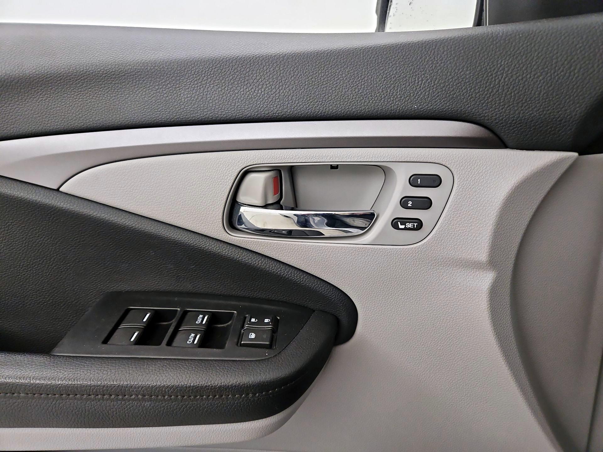 Thumbnail: 2021 Honda Pilot - 12