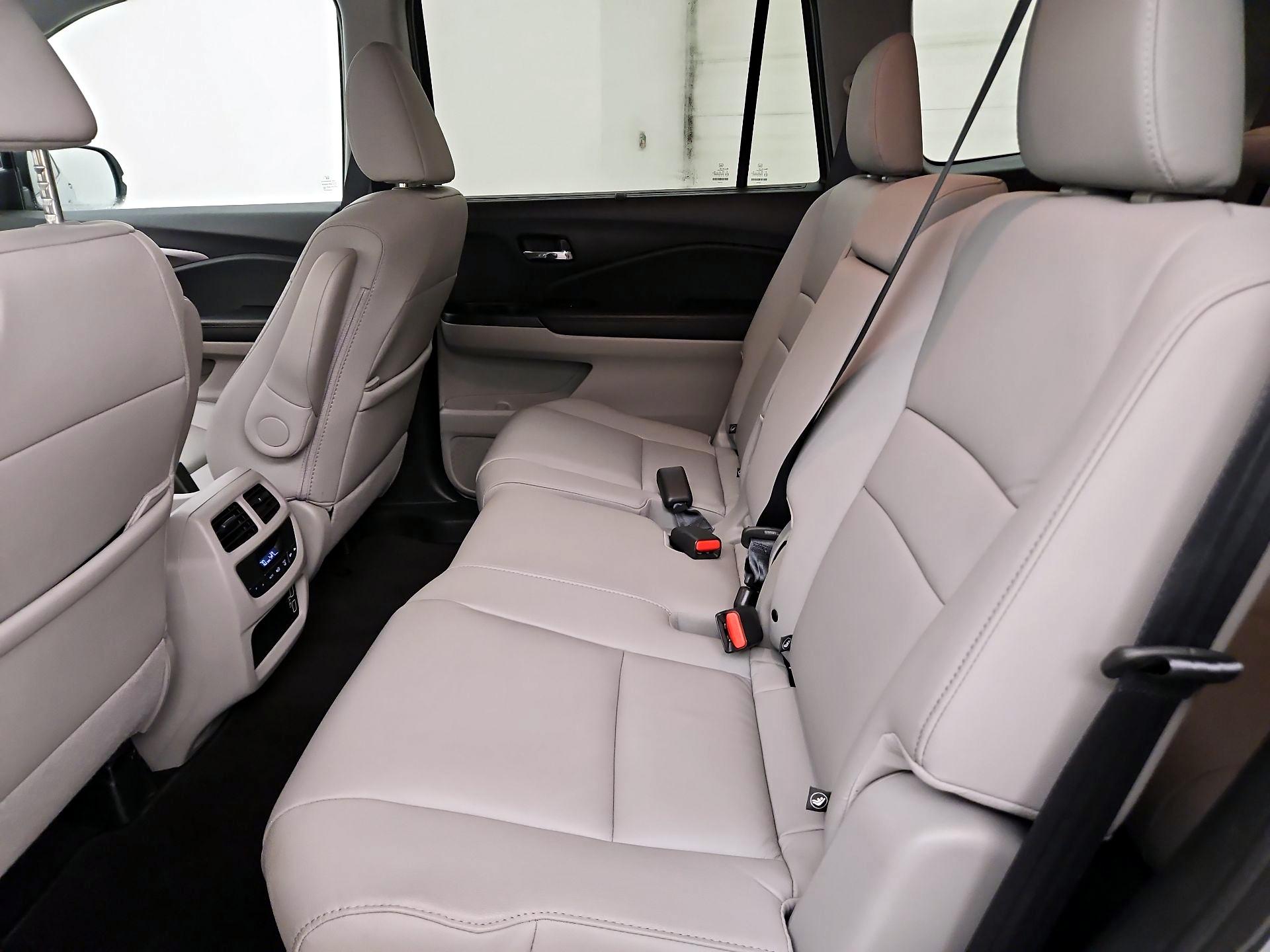 Thumbnail: 2021 Honda Pilot - 20