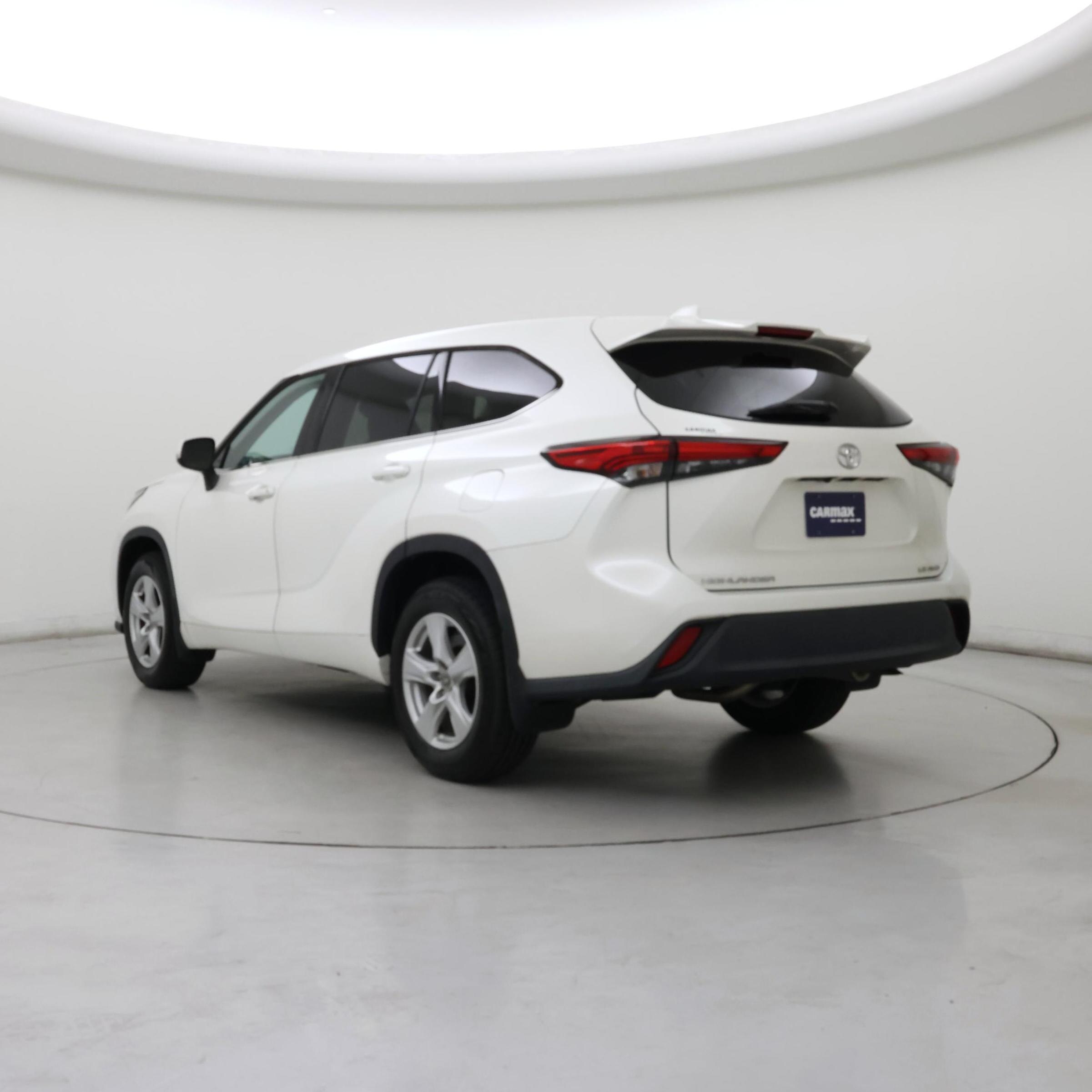 Thumbnail: 2021 Toyota Highlander - 2