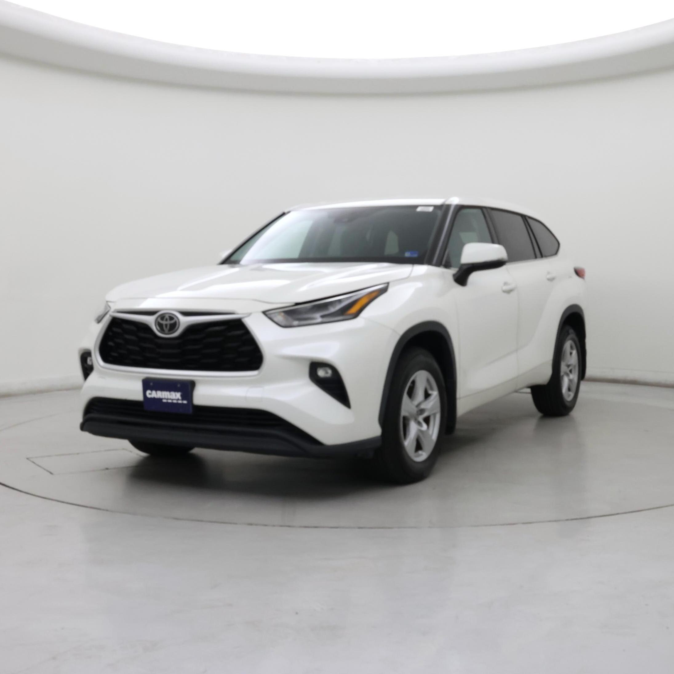 Thumbnail: 2021 Toyota Highlander - 4