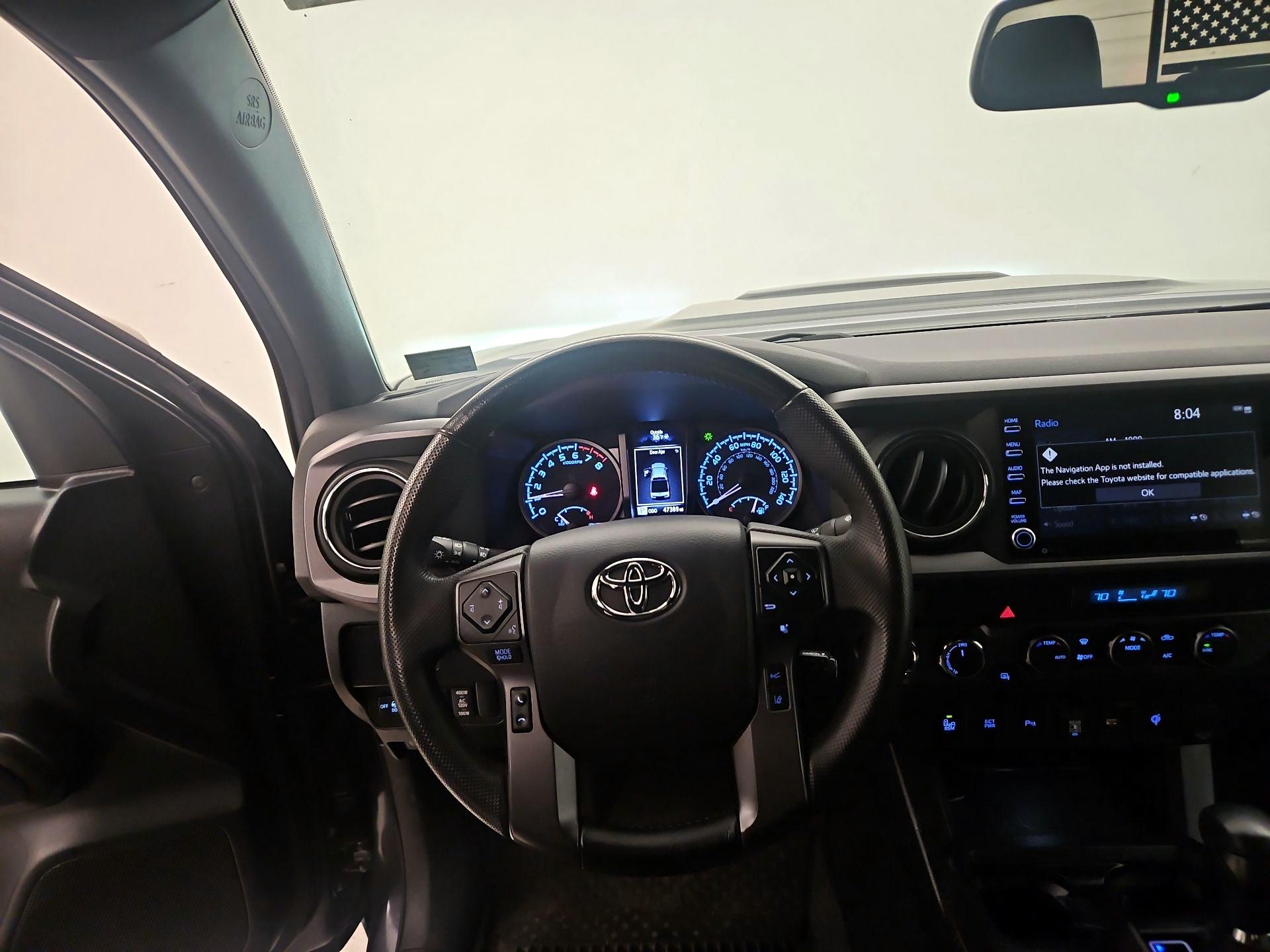 Thumbnail: 2021 Toyota Tacoma - 10