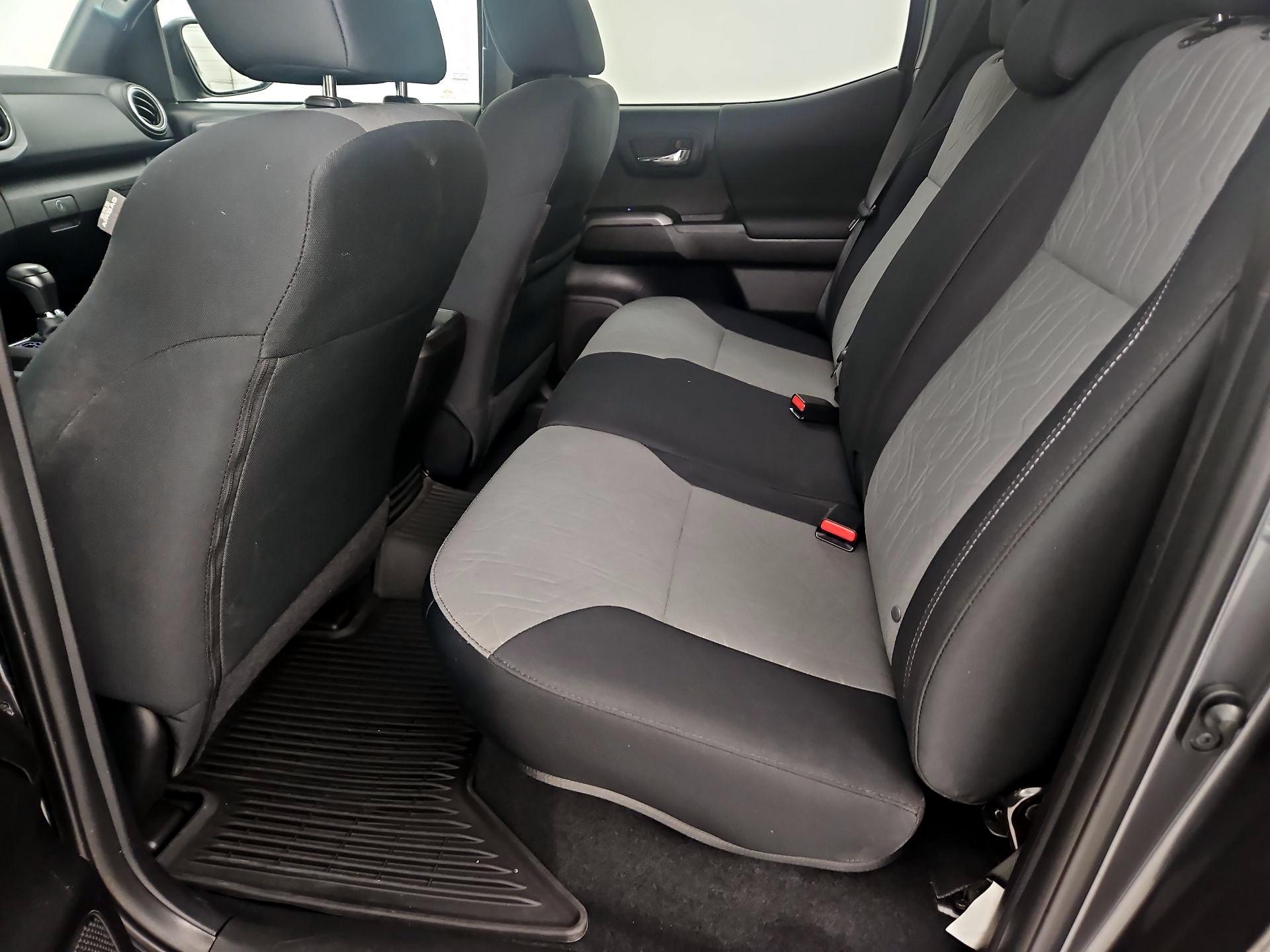 Thumbnail: 2021 Toyota Tacoma - 19