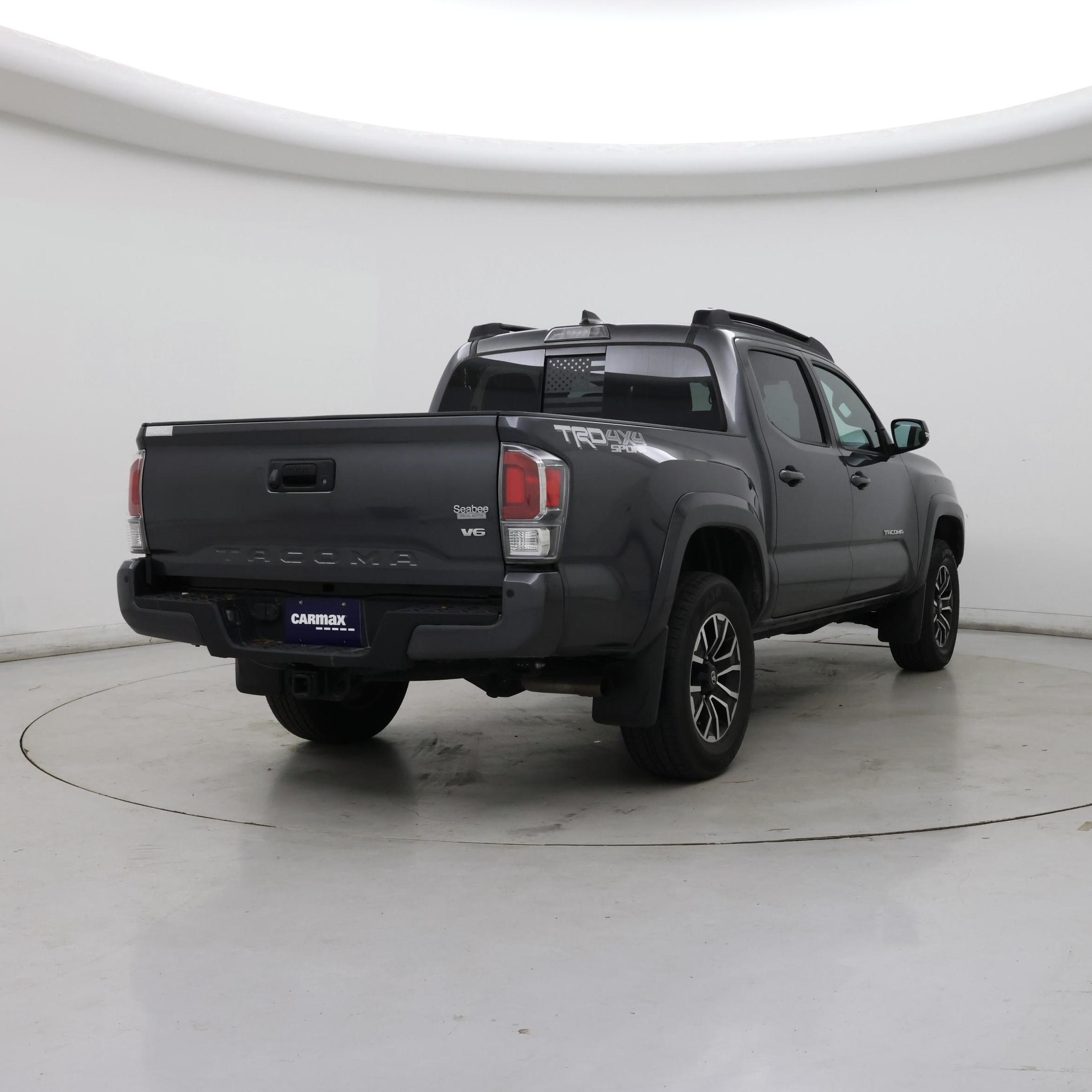 Thumbnail: 2021 Toyota Tacoma - 8