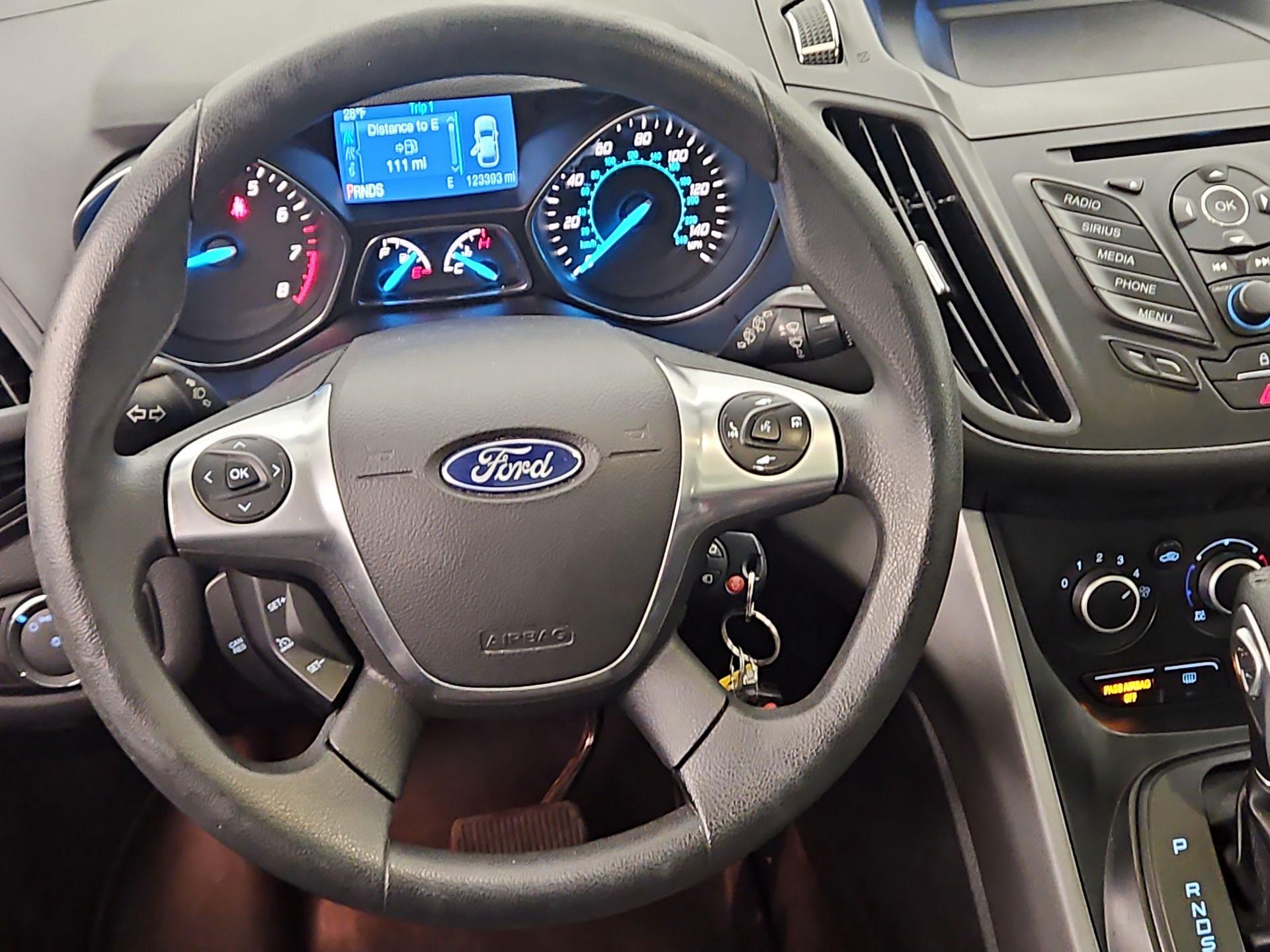 Thumbnail: 2015 Ford Escape - 10