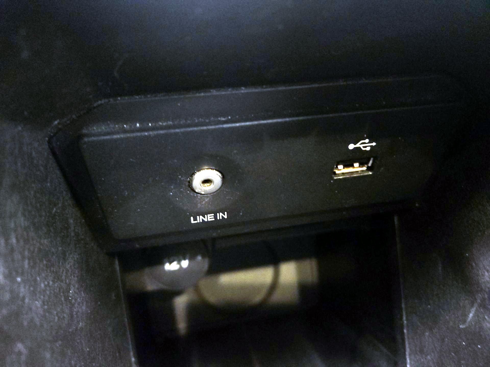 Thumbnail: 2015 Ford Escape - 18