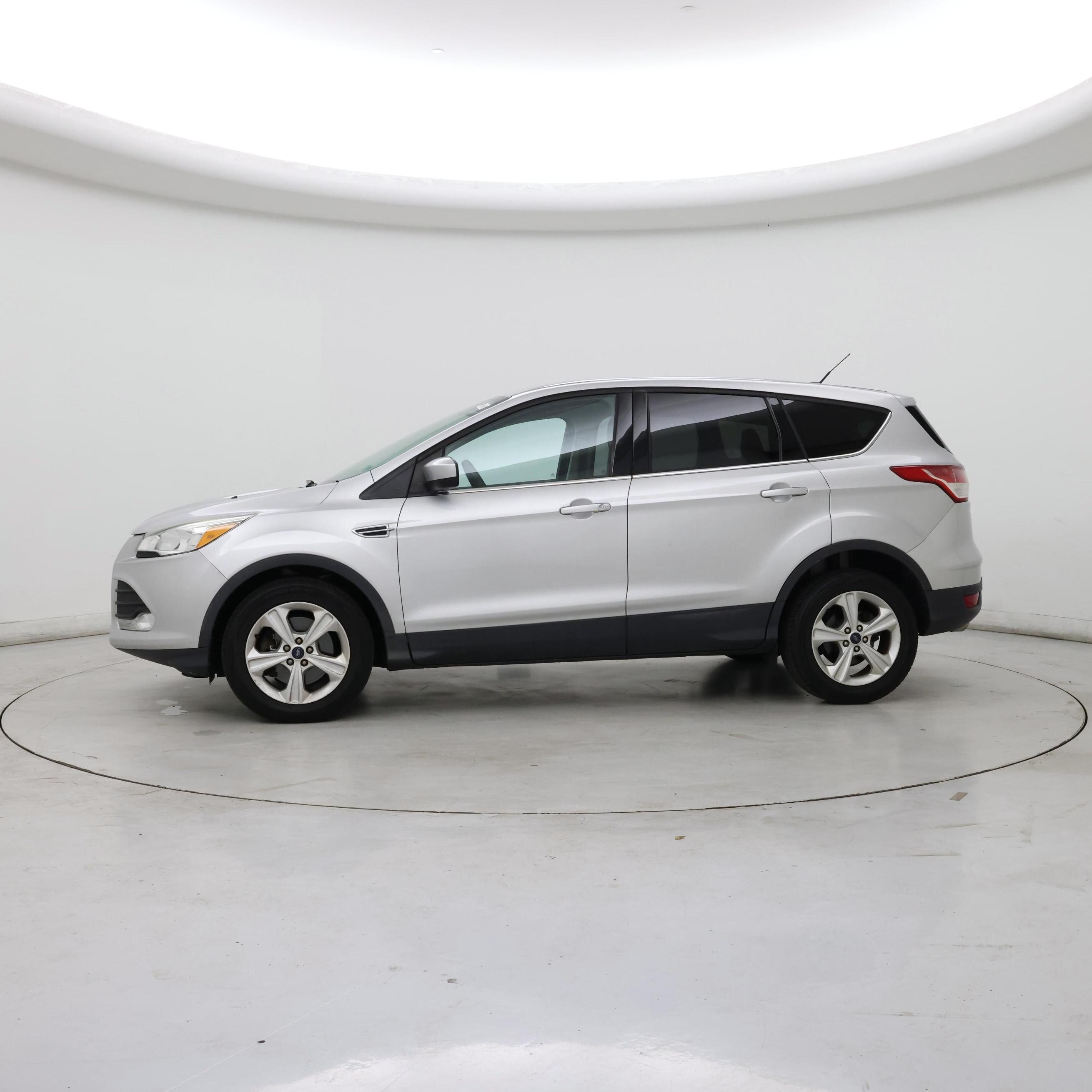 Thumbnail: 2015 Ford Escape - 3