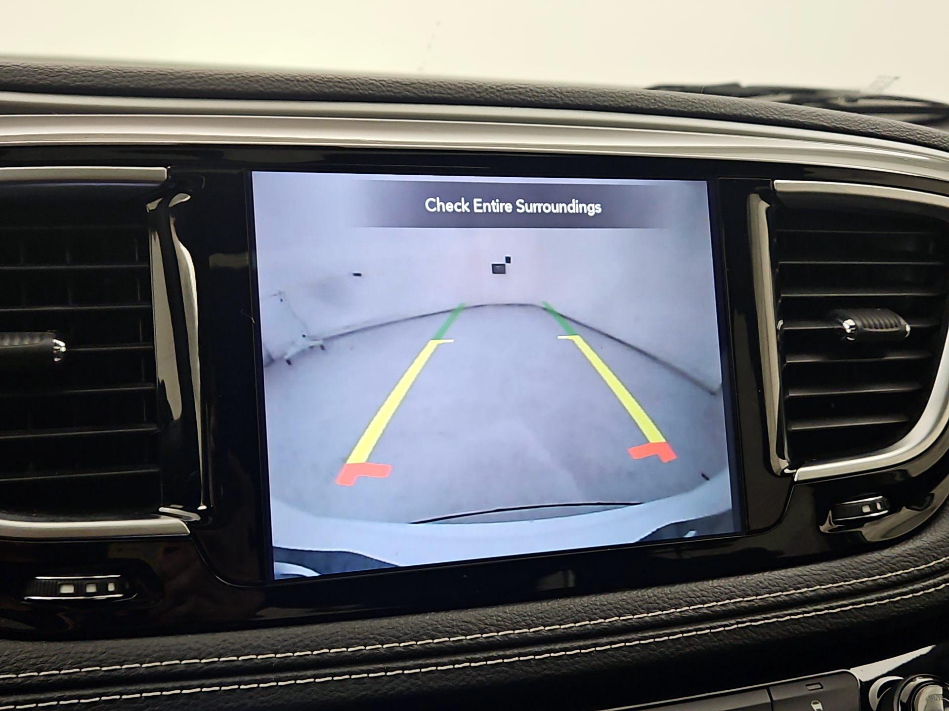 Thumbnail: 2020 Chrysler Pacifica - 15