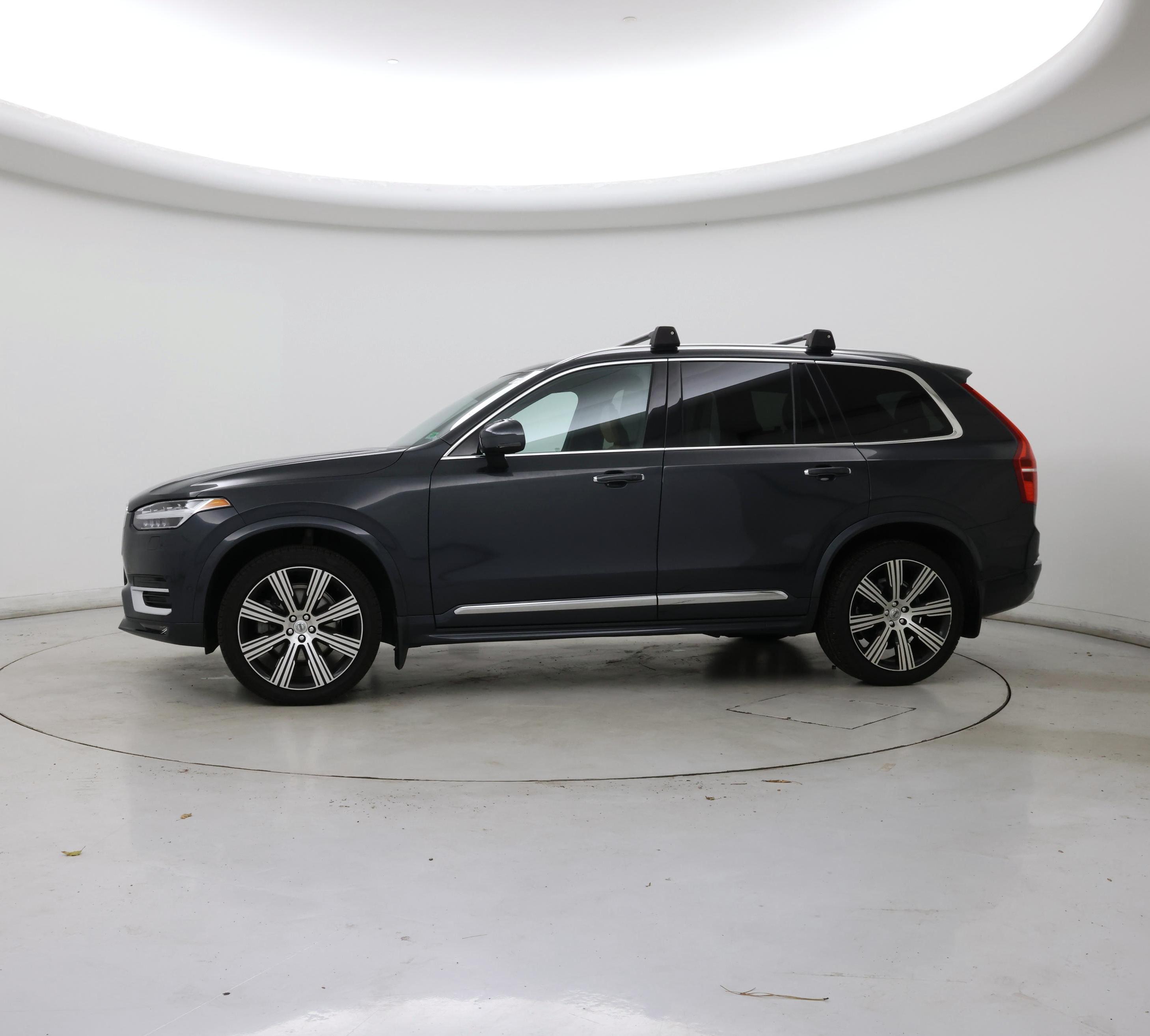 Thumbnail: 2022 Volvo XC90 - 3