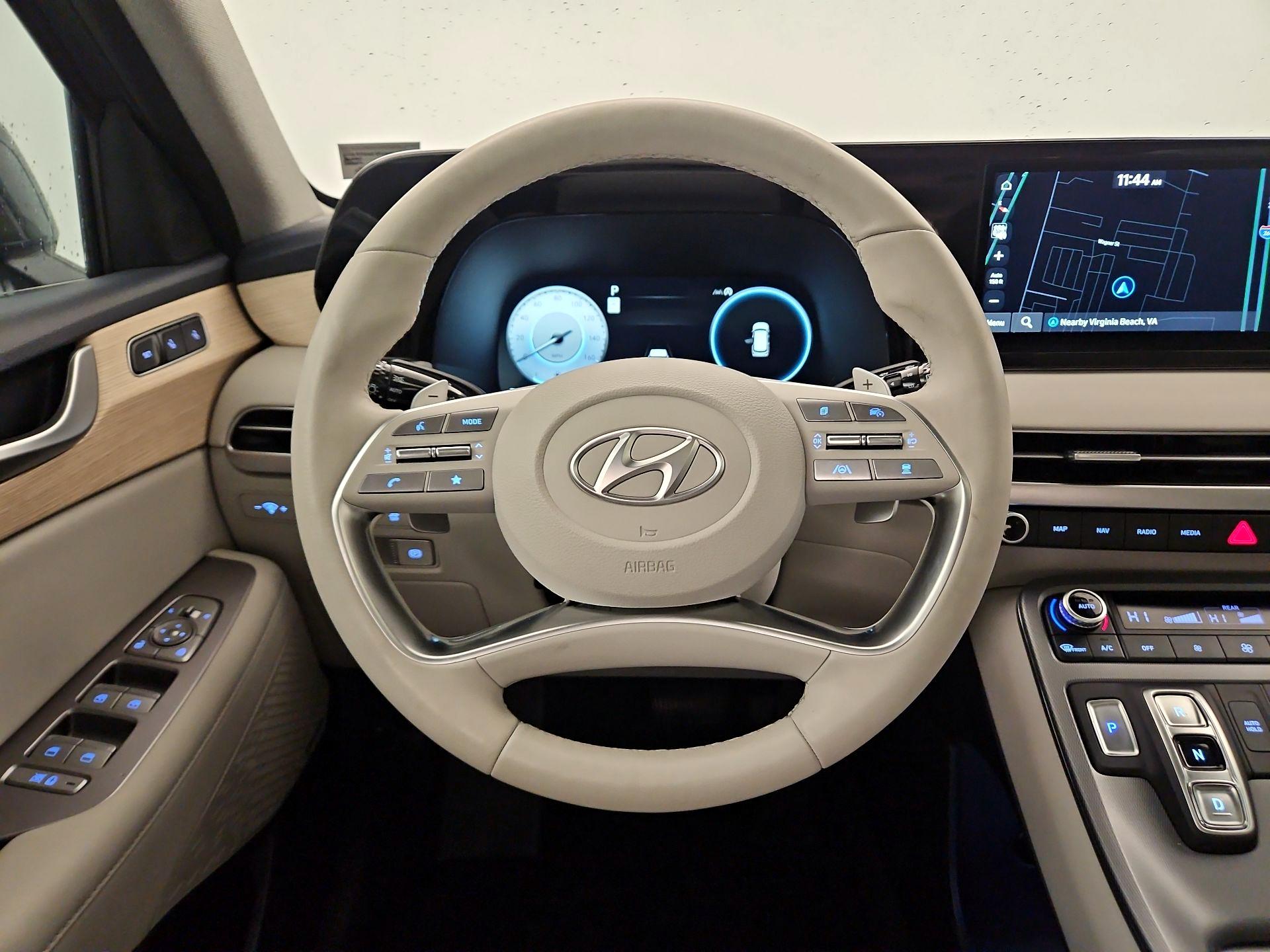 Thumbnail: 2023 Hyundai Palisade - 10