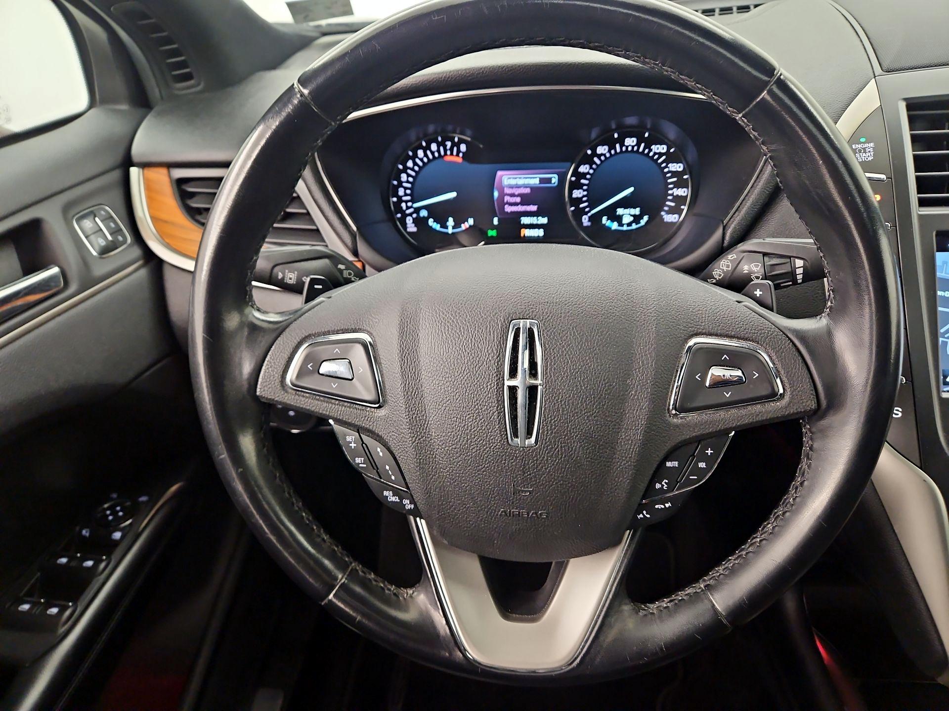 Thumbnail: 2018 Lincoln MKC - 10