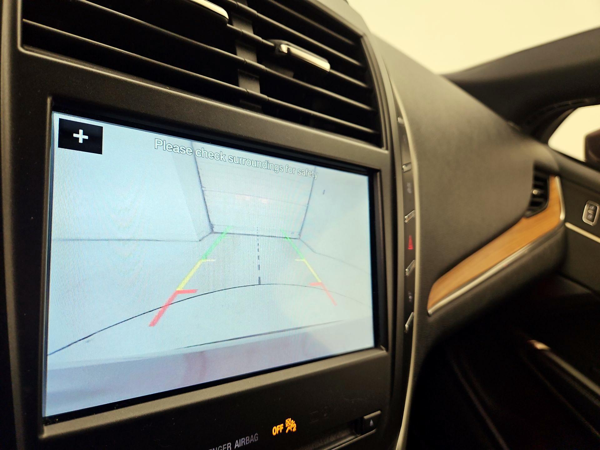 Thumbnail: 2018 Lincoln MKC - 15