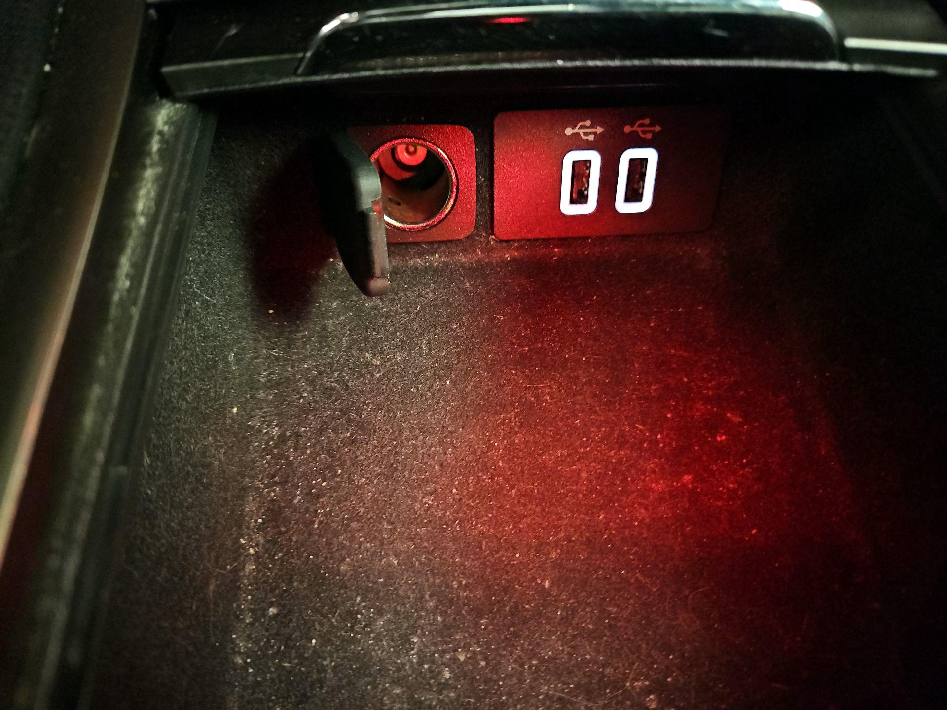 Thumbnail: 2018 Lincoln MKC - 19