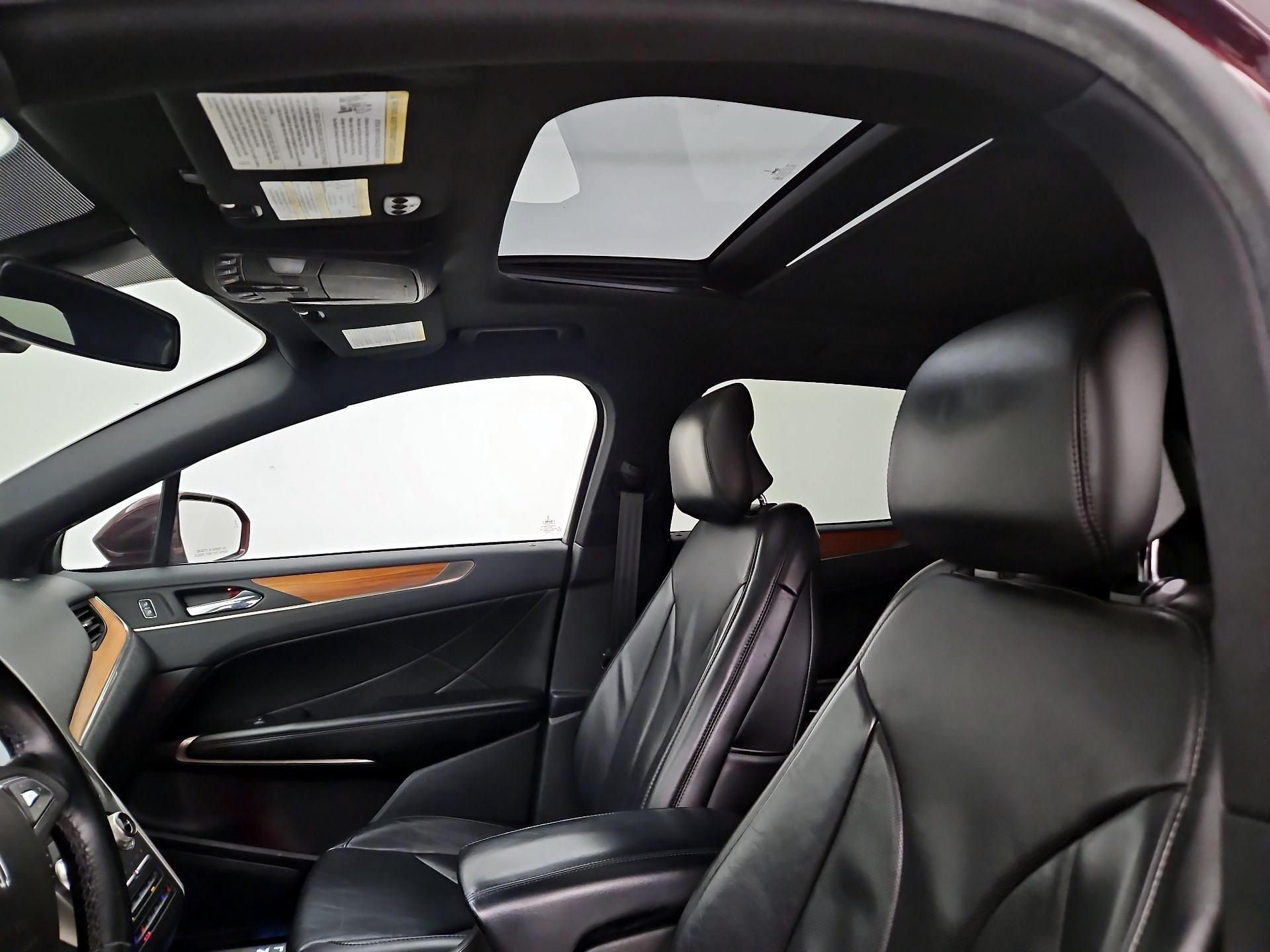 Thumbnail: 2018 Lincoln MKC - 20