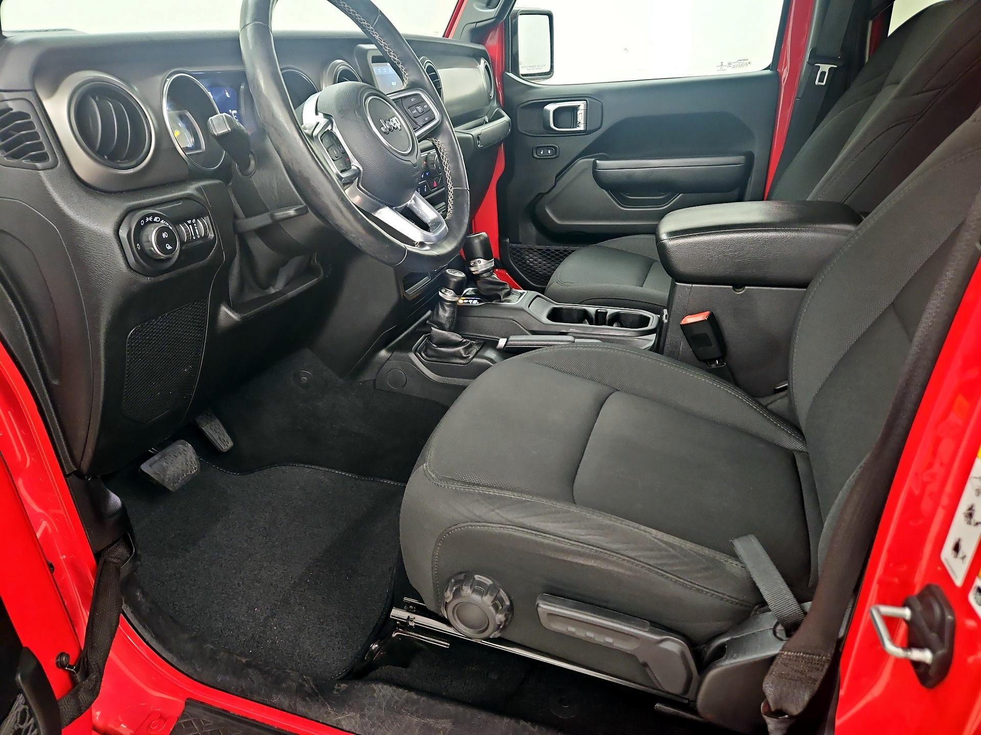 Thumbnail: 2020 Jeep Gladiator - 11