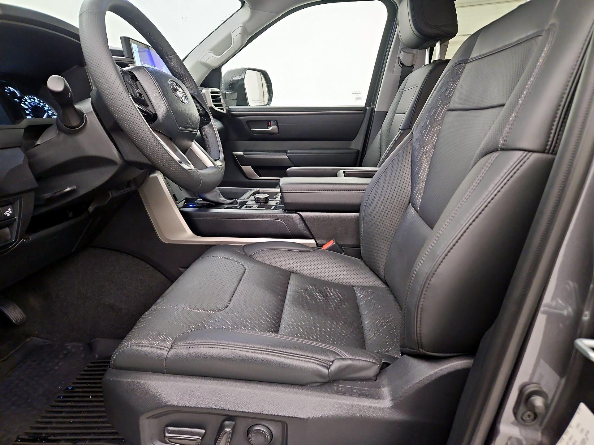 Thumbnail: 2024 Toyota Tundra - 11