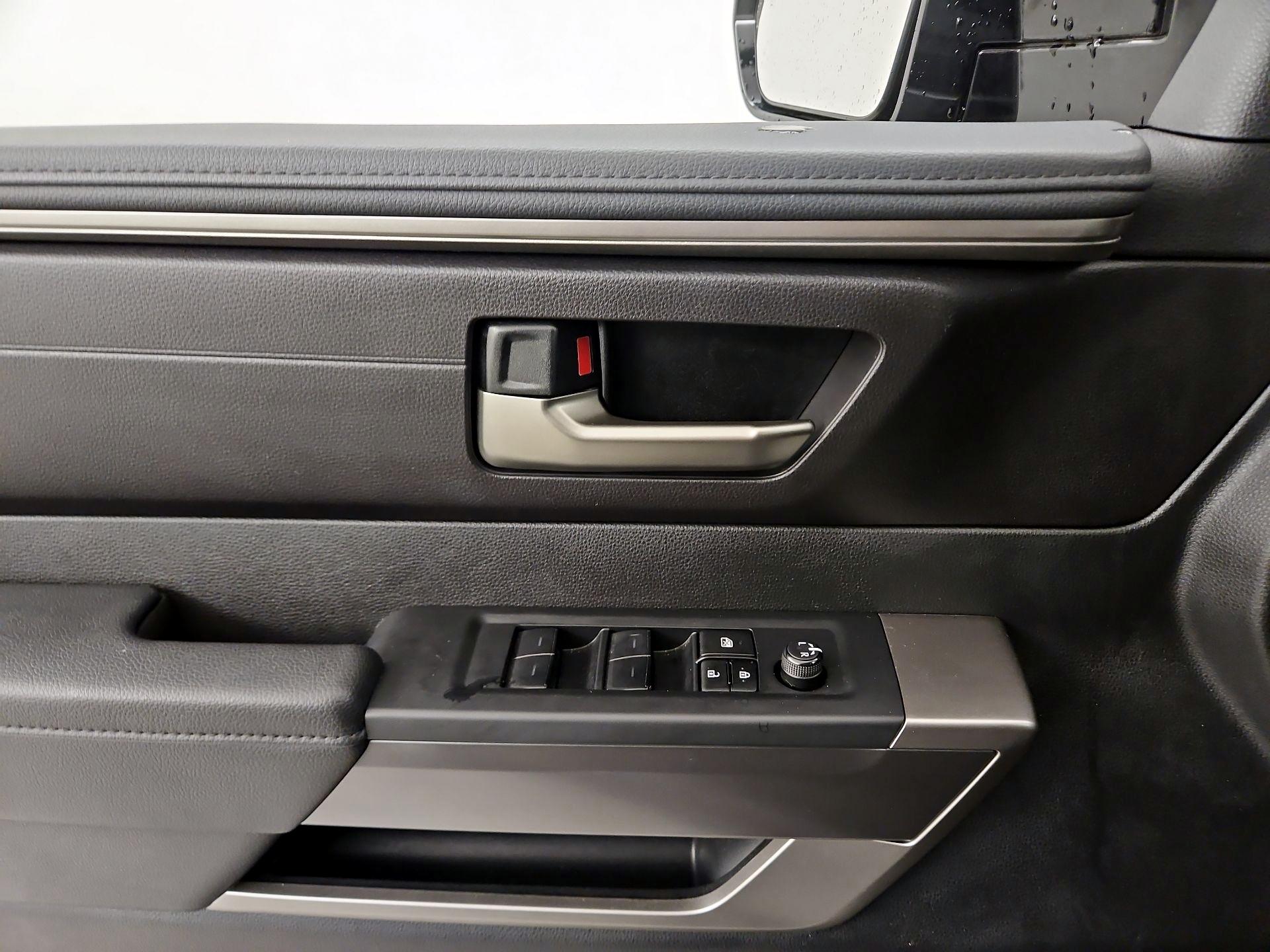 Thumbnail: 2024 Toyota Tundra - 12