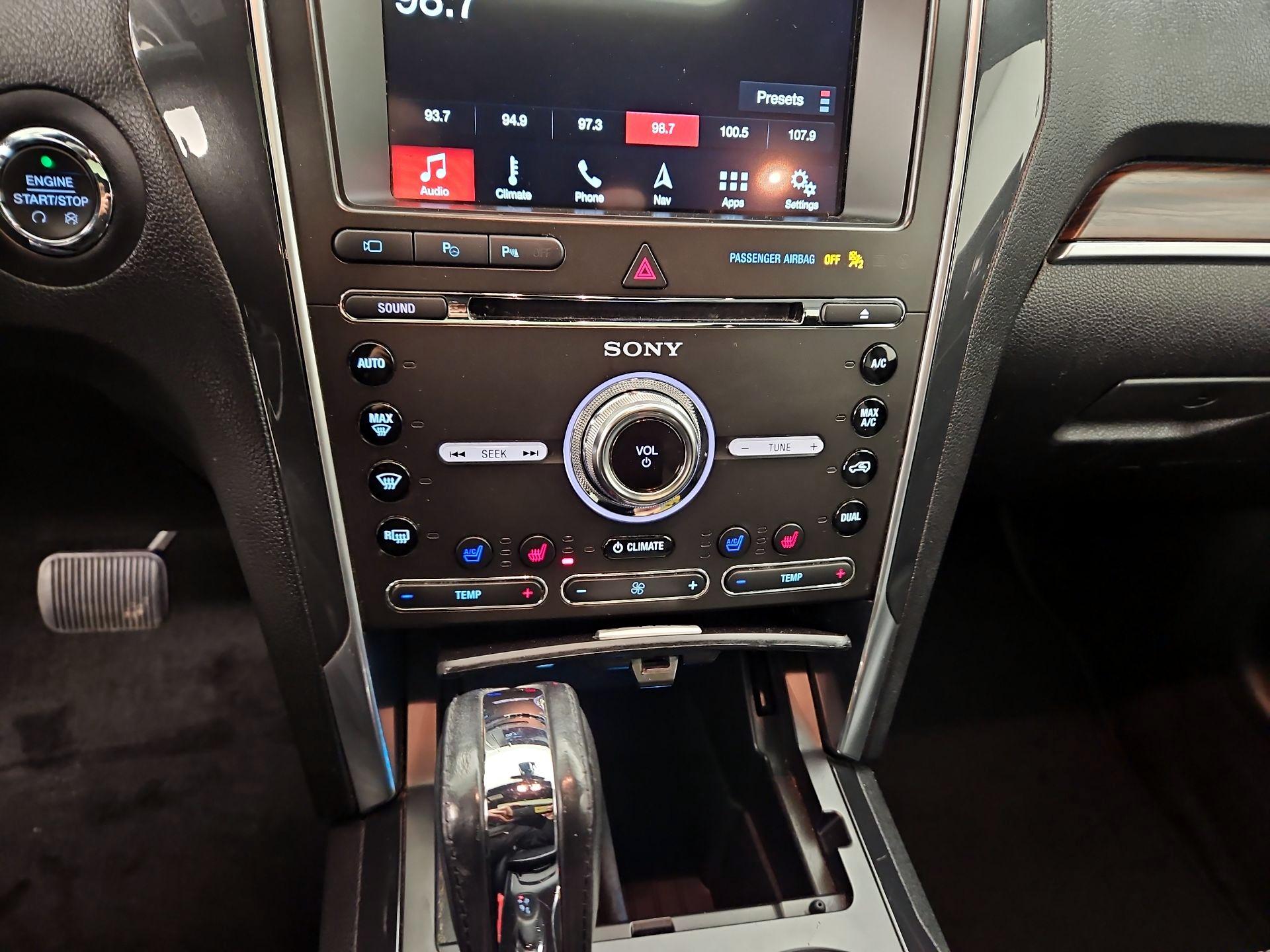 Thumbnail: 2017 Ford Explorer - 17