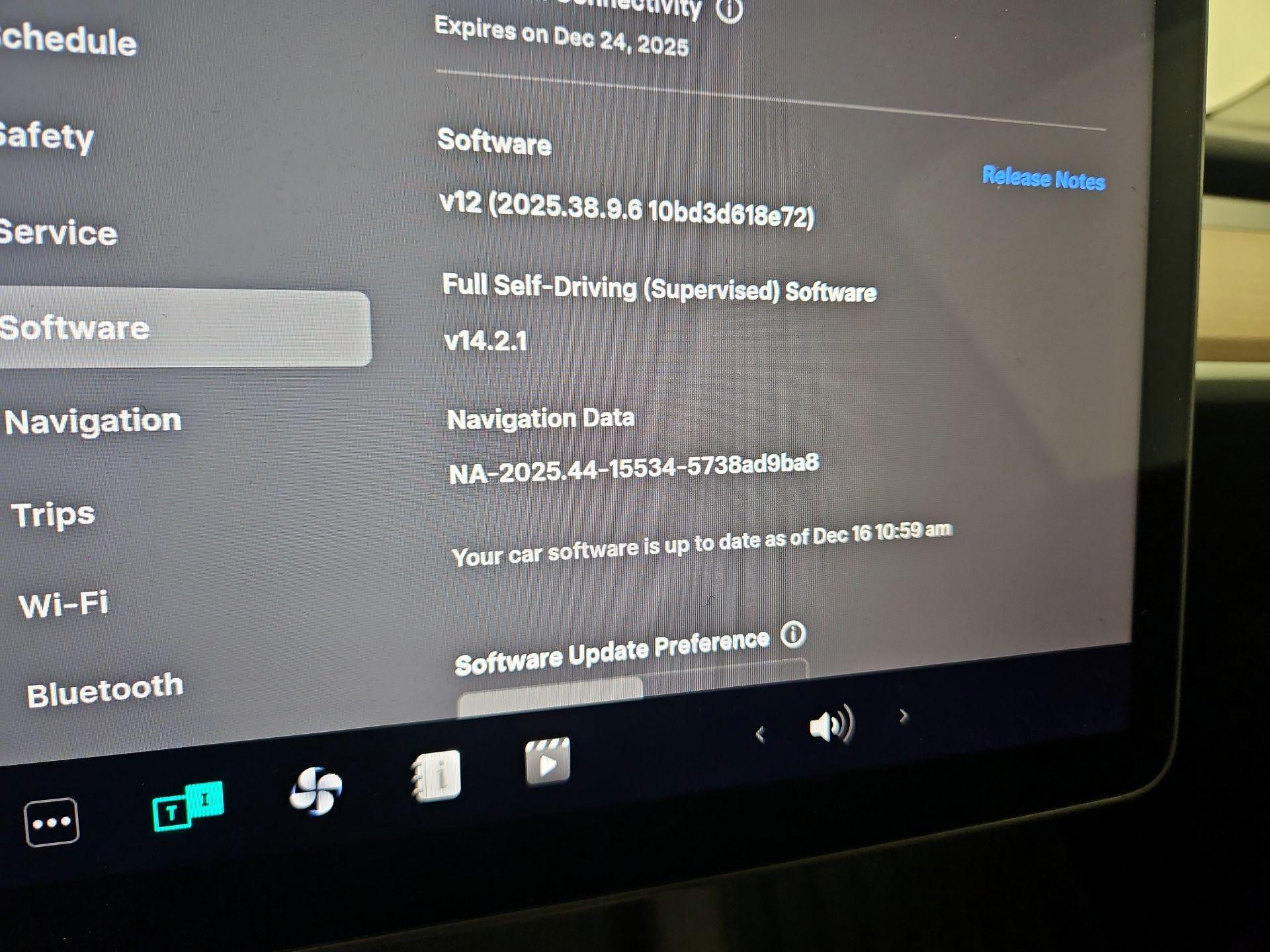 Thumbnail: 2023 Tesla Model Y - 13