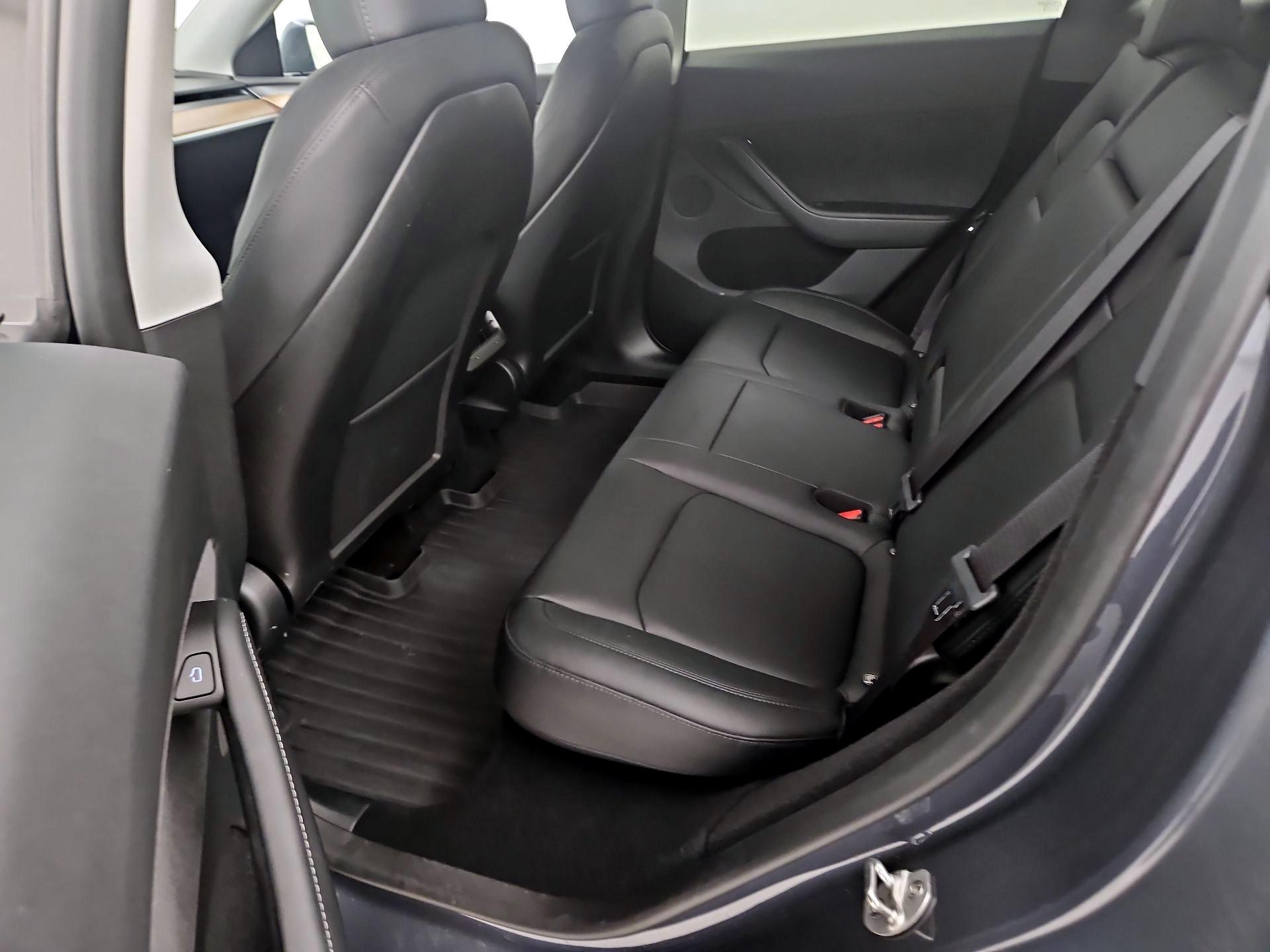 Thumbnail: 2023 Tesla Model Y - 19