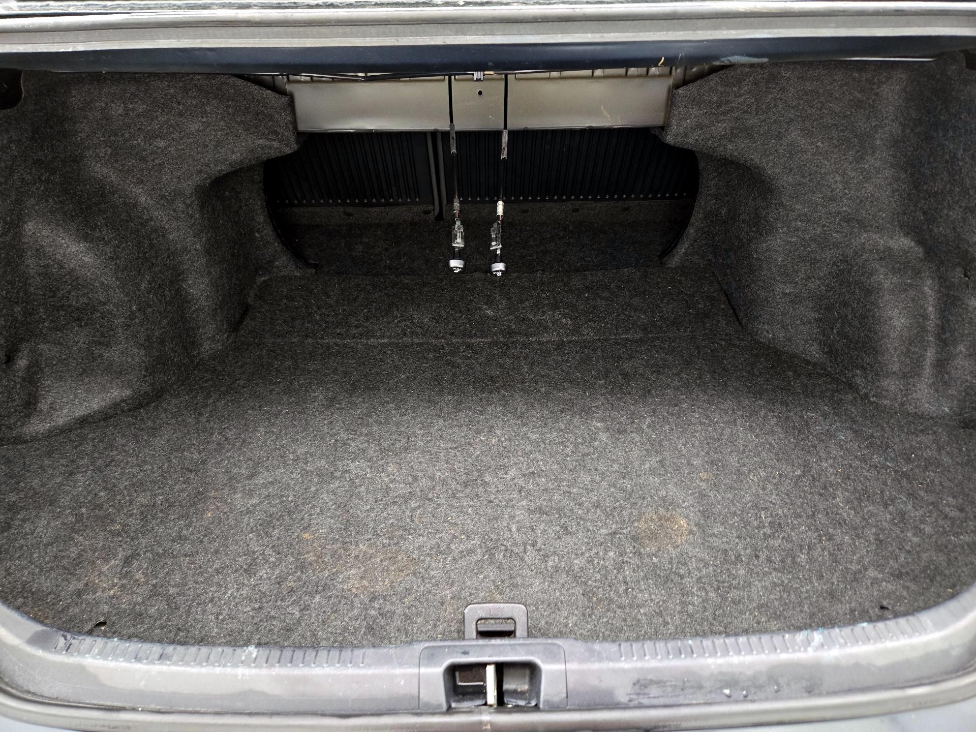 Thumbnail: 2015 Toyota Camry - 20