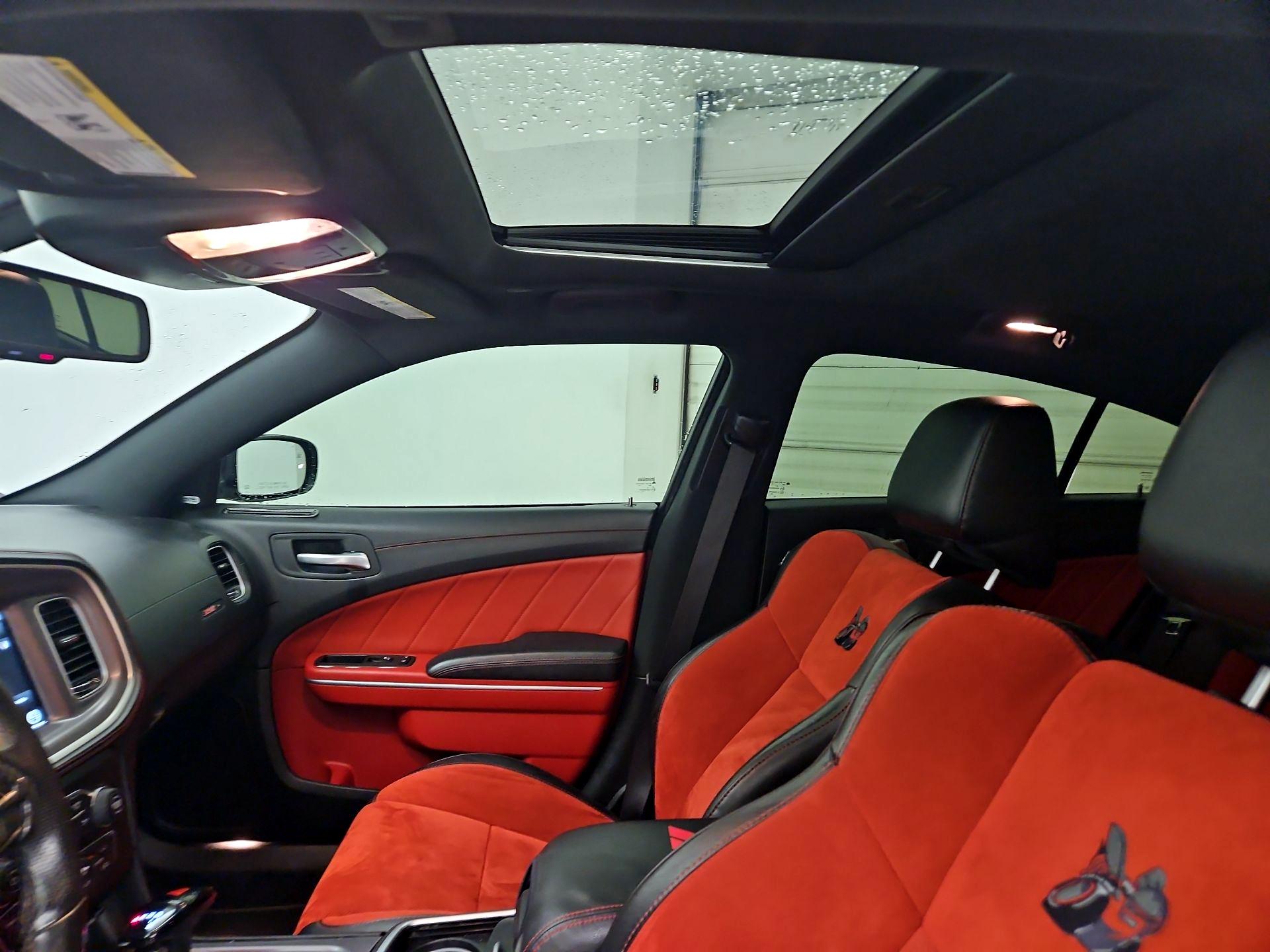 Thumbnail: 2022 Dodge Charger - 18