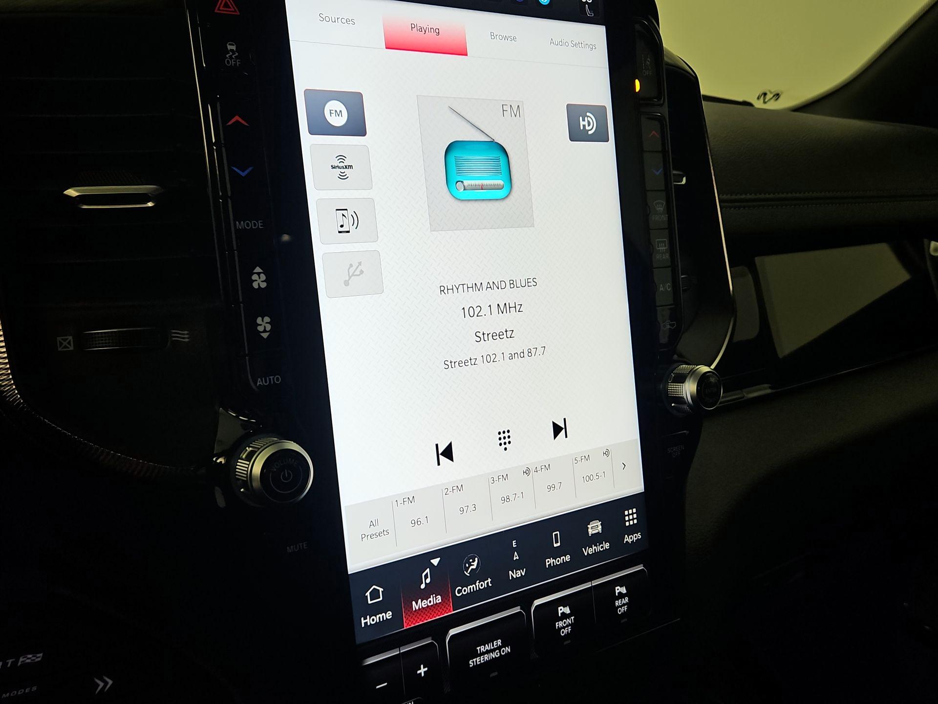 Thumbnail: 2025 RAM 1500 - 16