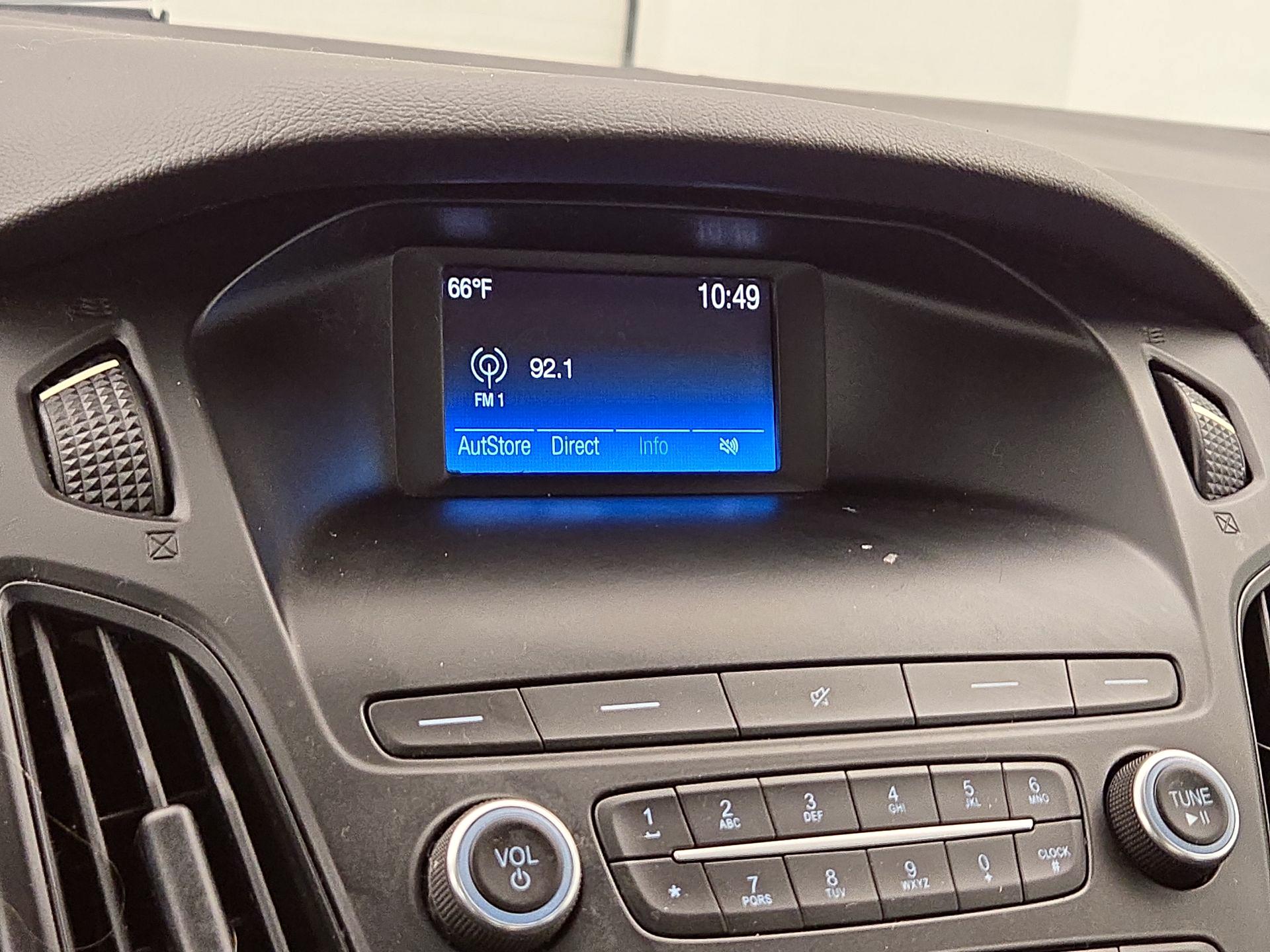 Thumbnail: 2018 Ford Focus - 15