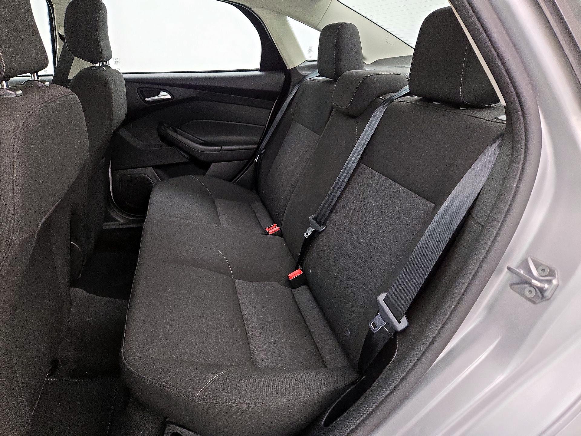 Thumbnail: 2018 Ford Focus - 19