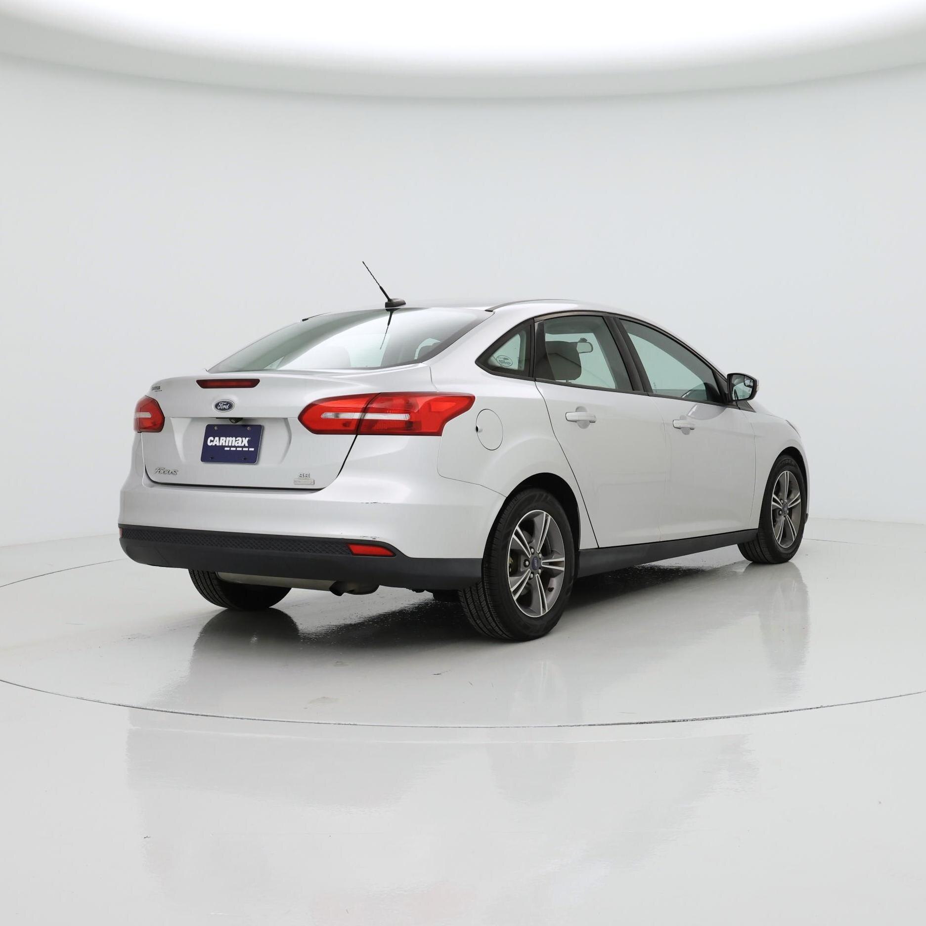 Thumbnail: 2018 Ford Focus - 8