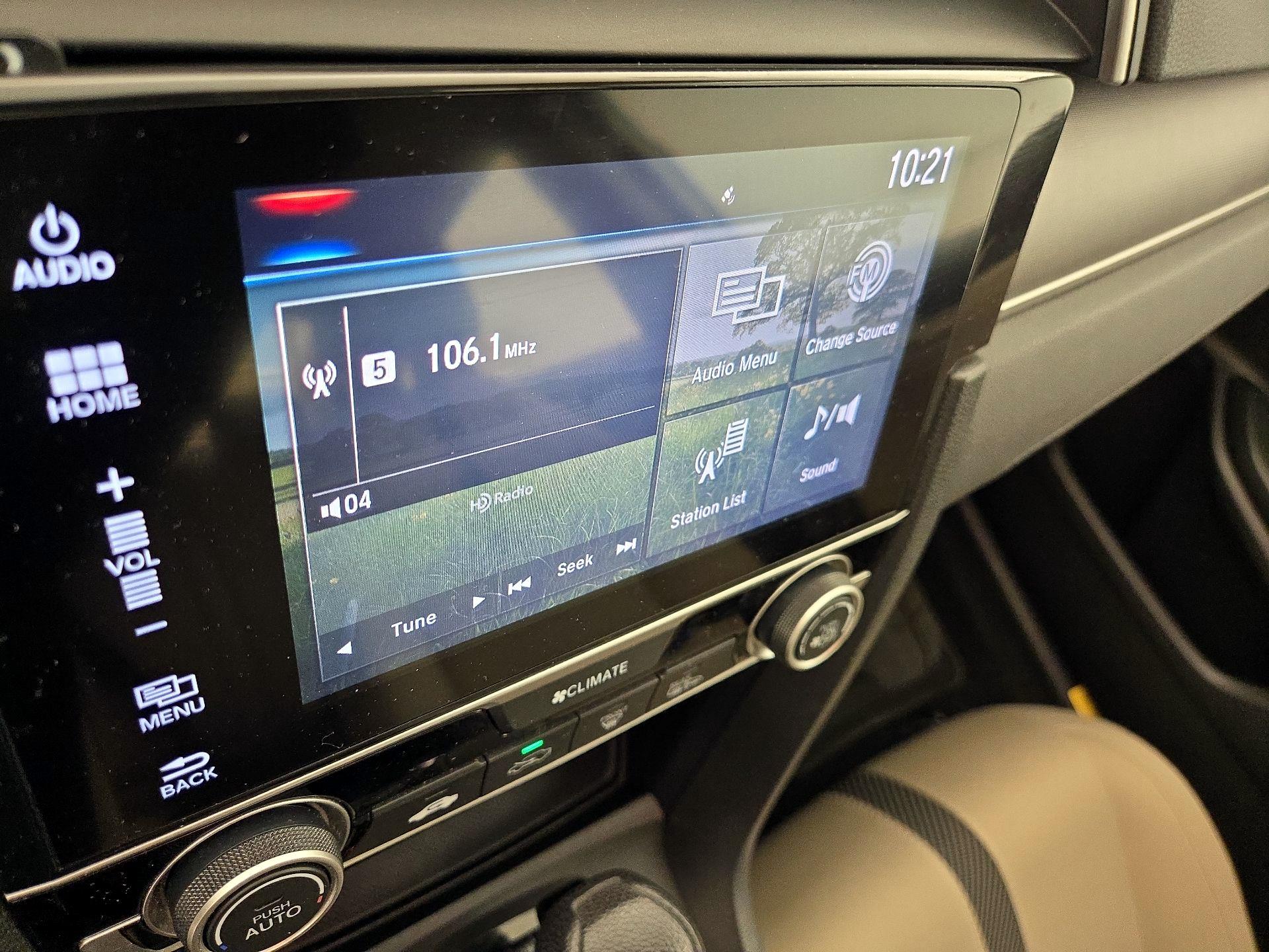 Thumbnail: 2017 Honda Civic - 15