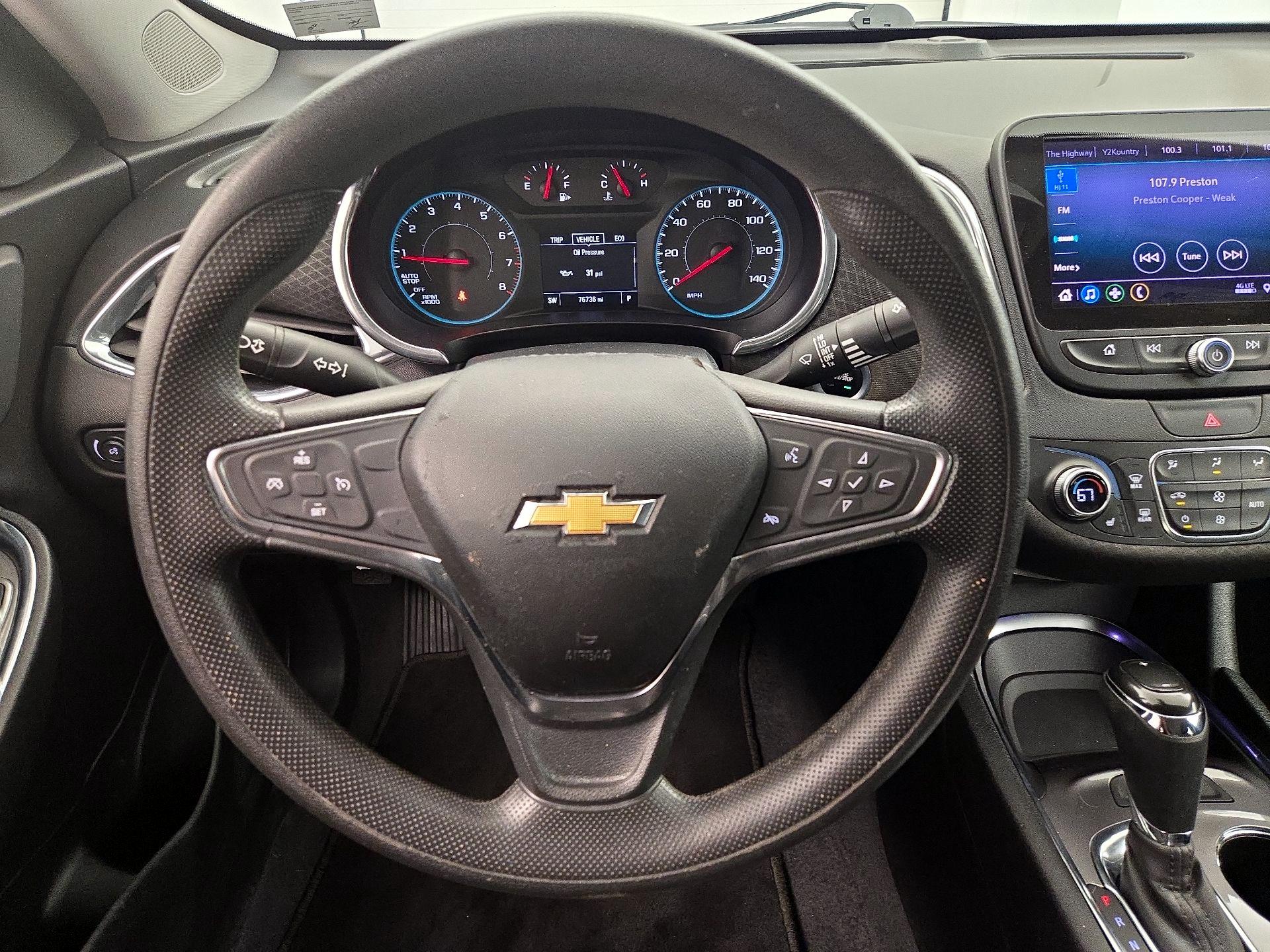 Thumbnail: 2019 Chevrolet Malibu - 10