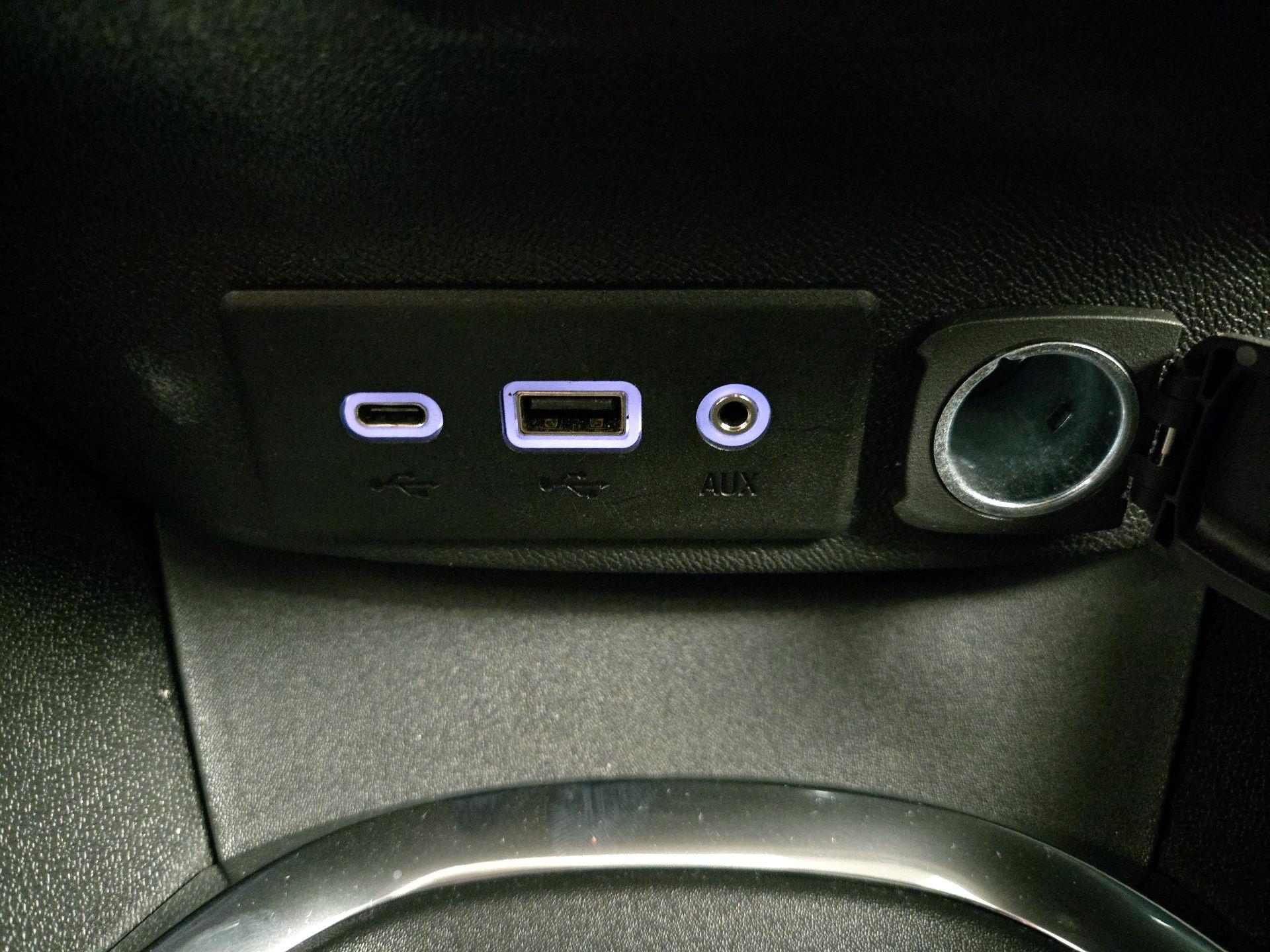 Thumbnail: 2019 Chevrolet Malibu - 18