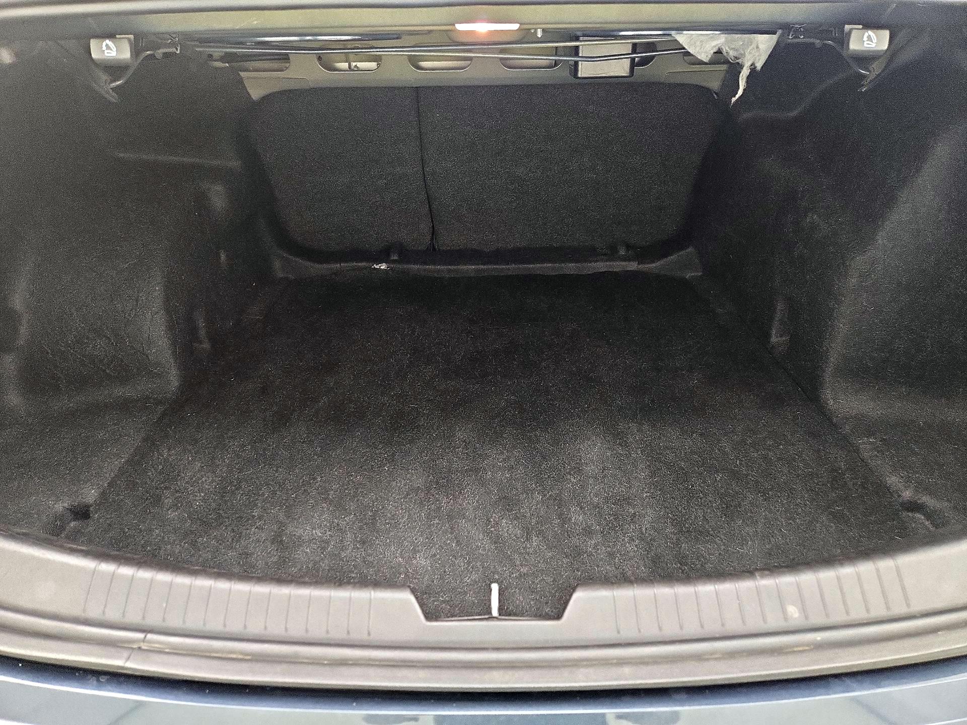 Thumbnail: 2019 Chevrolet Malibu - 20