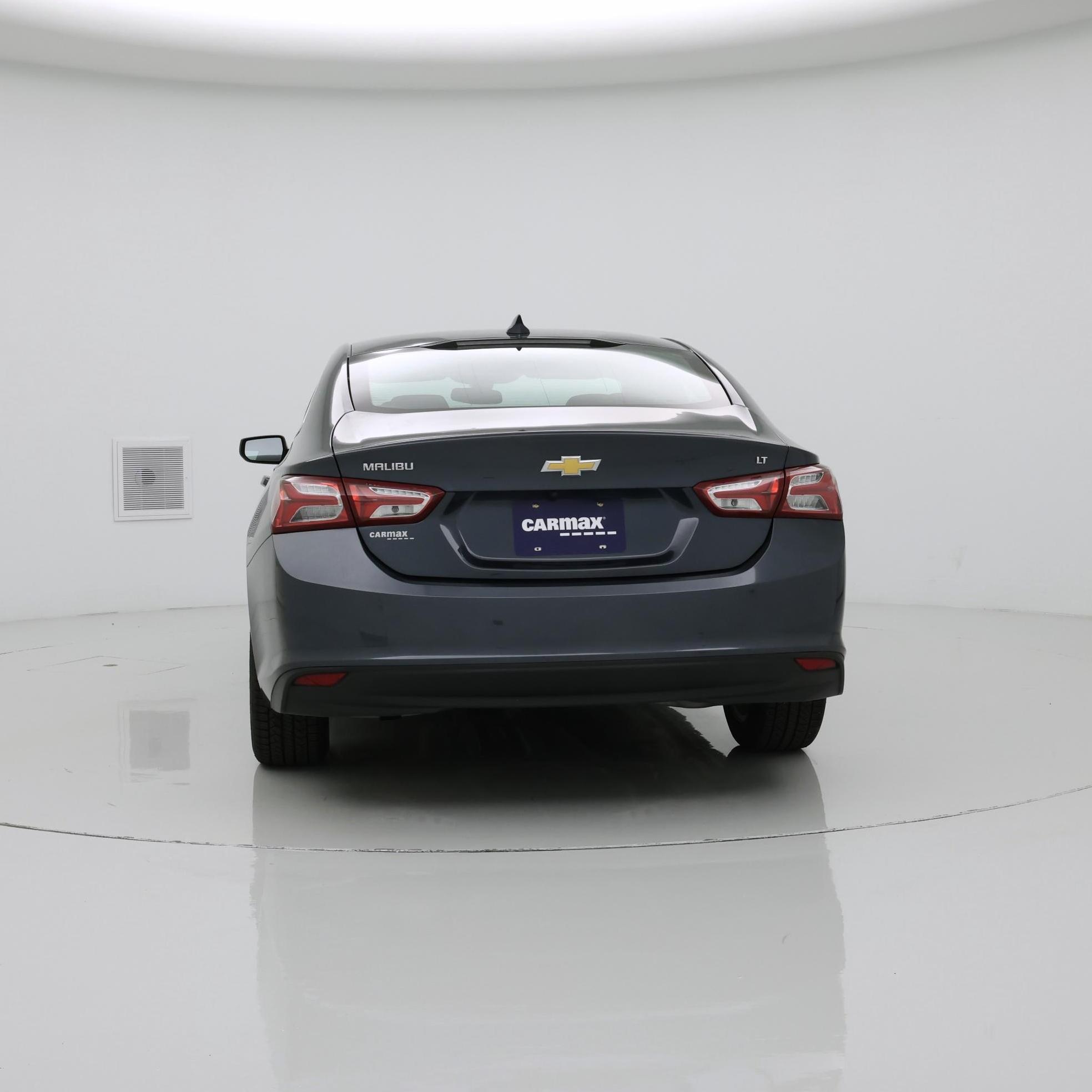 Thumbnail: 2019 Chevrolet Malibu - 6