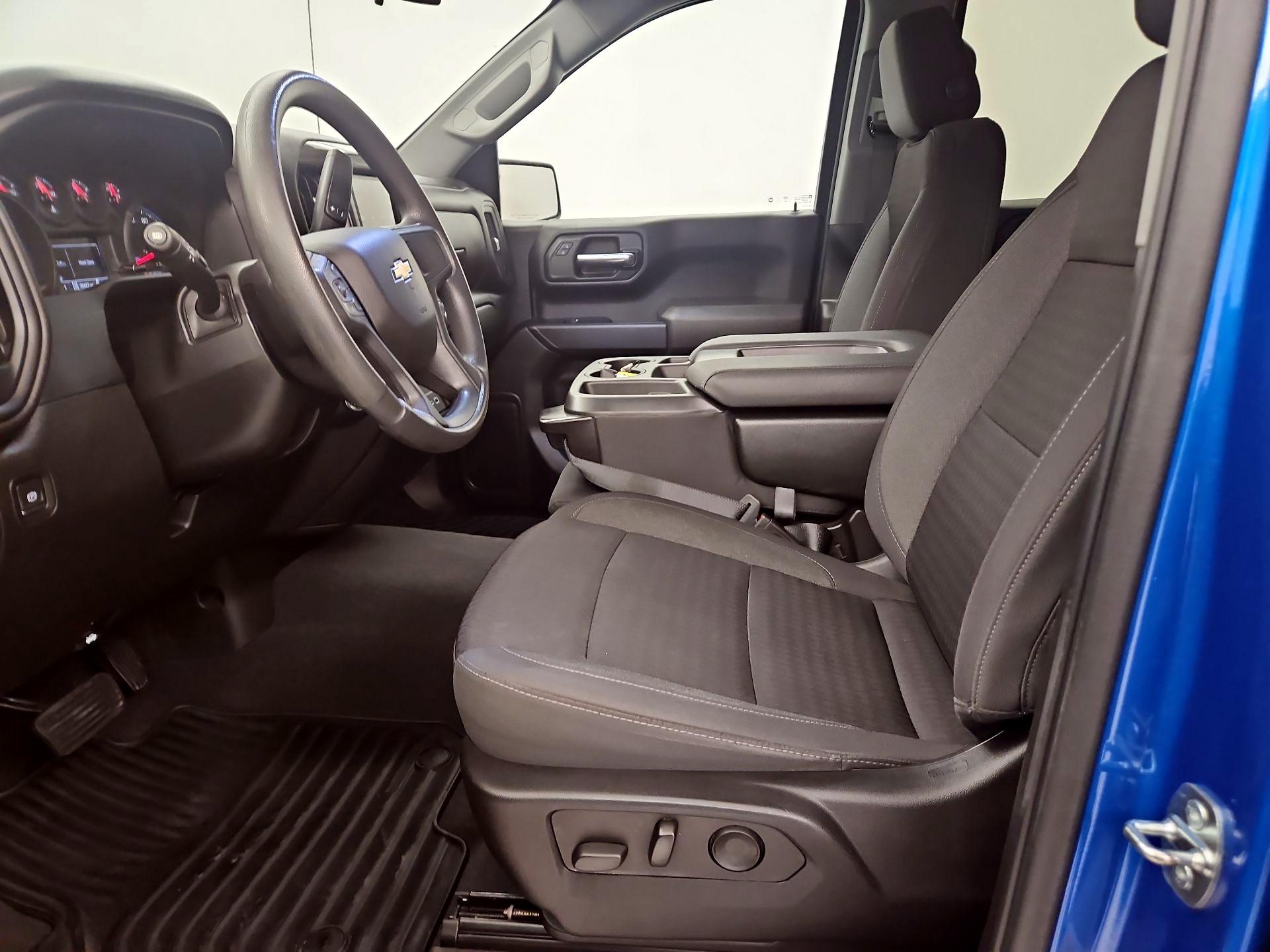 Thumbnail: 2022 Chevrolet Silverado 1500 - 11