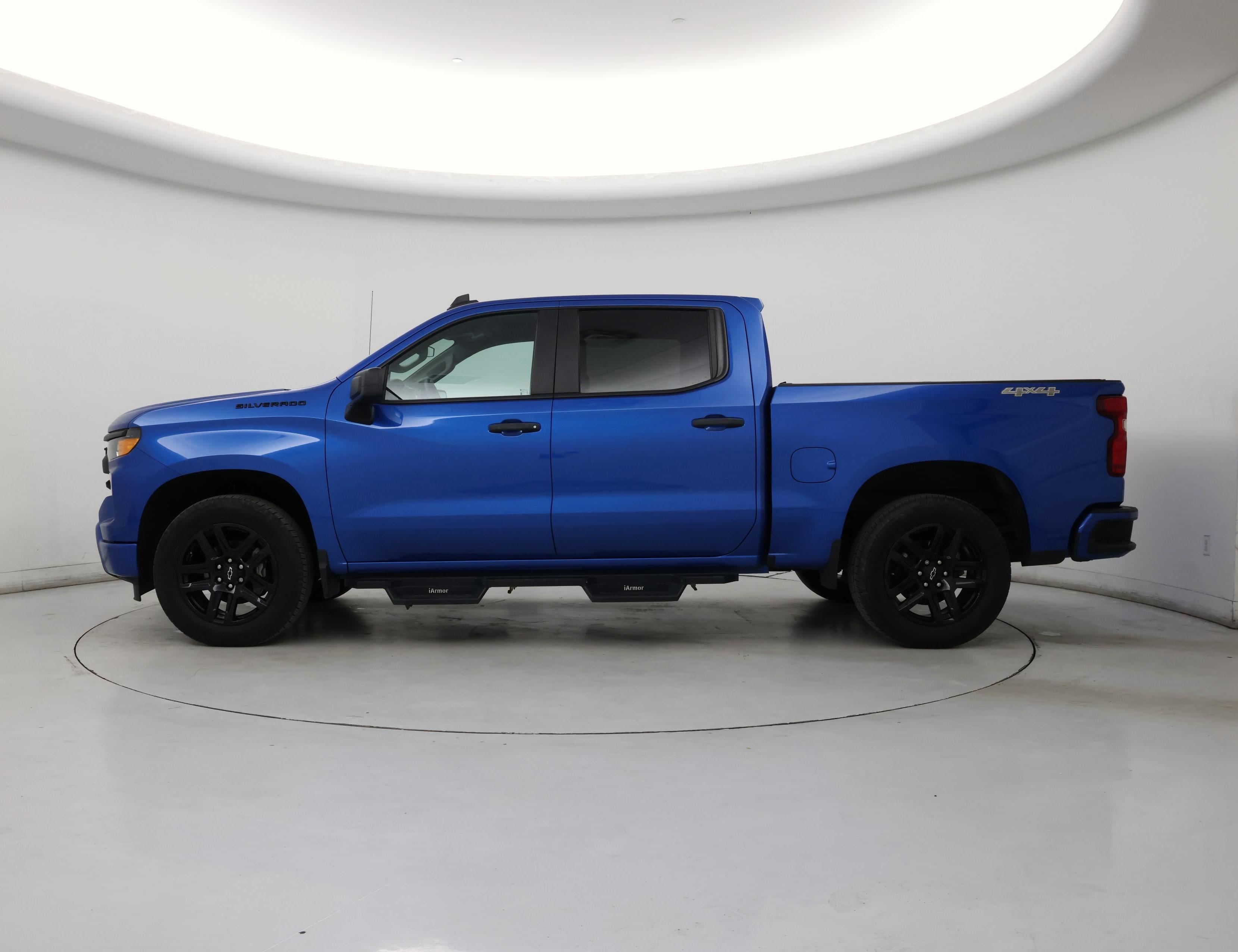 Thumbnail: 2022 Chevrolet Silverado 1500 - 3